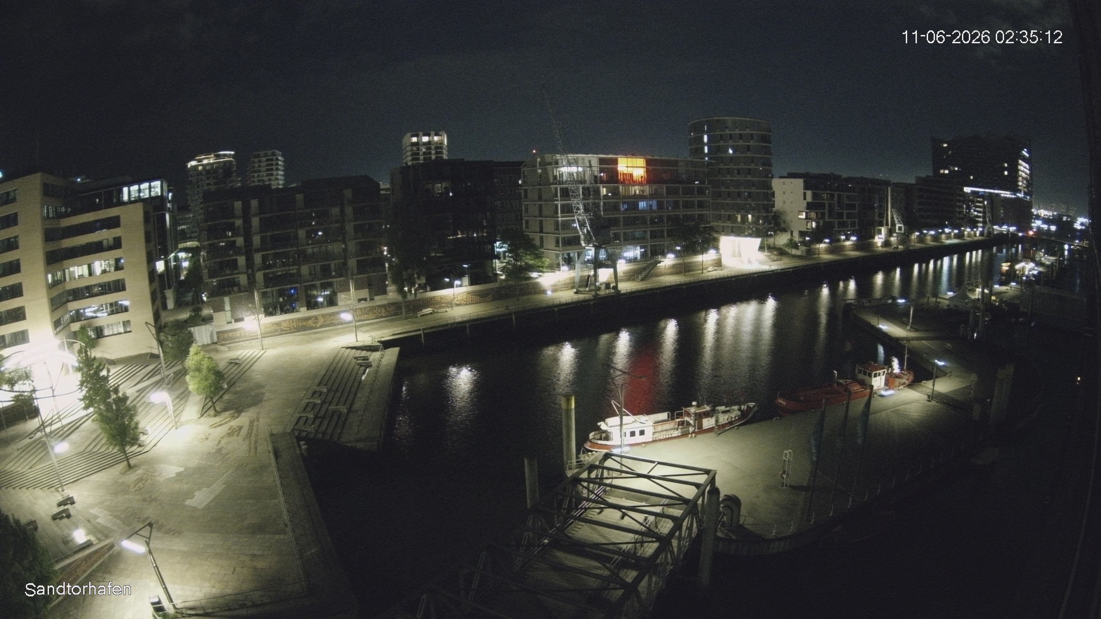 Archiv Foto Webcam Hamburg: HafenCity und Elbphilharmonie