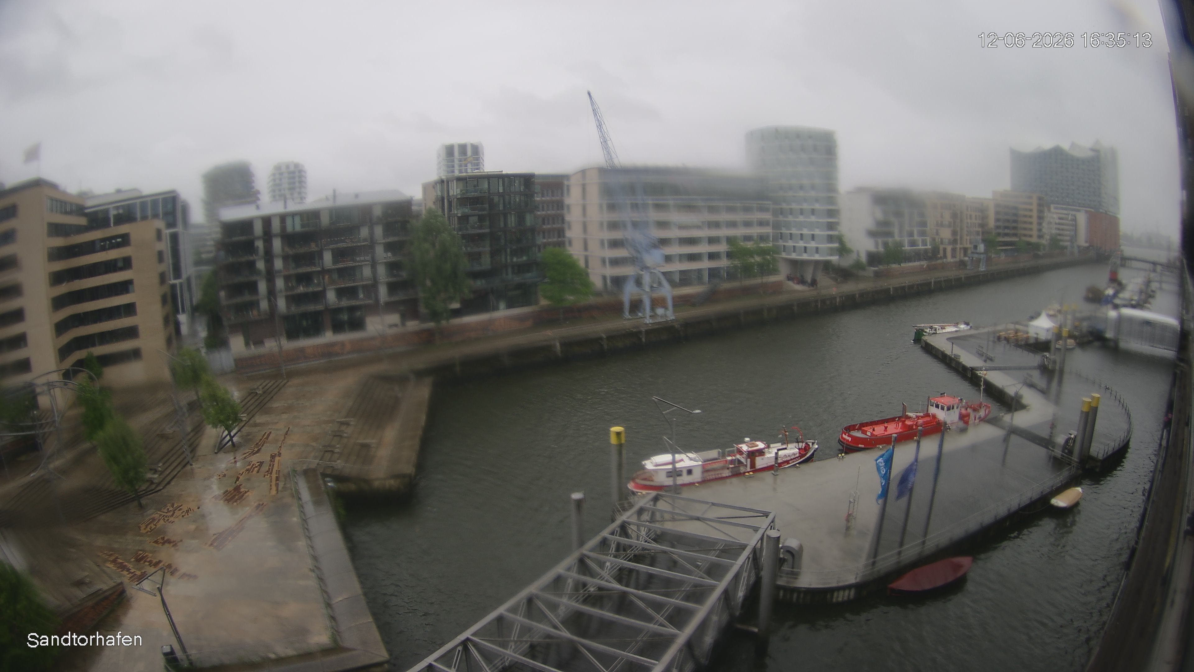 Archiv Foto Webcam Hamburg: HafenCity und Elbphilharmonie