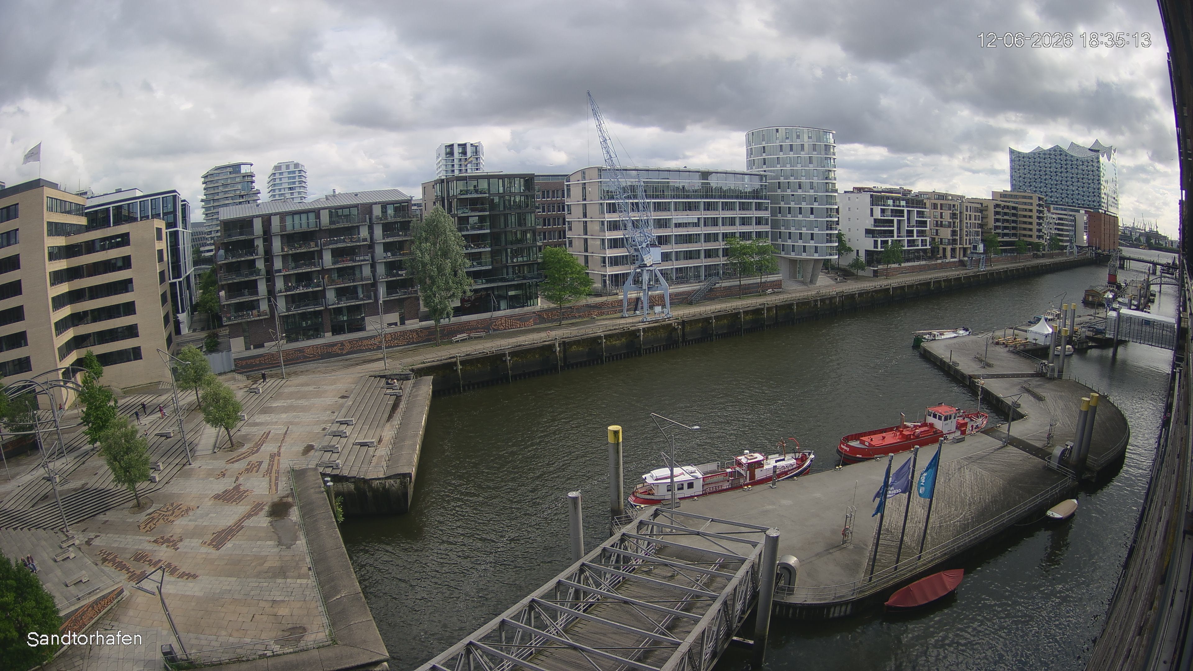 Archiv Foto Webcam Hamburg: HafenCity und Elbphilharmonie