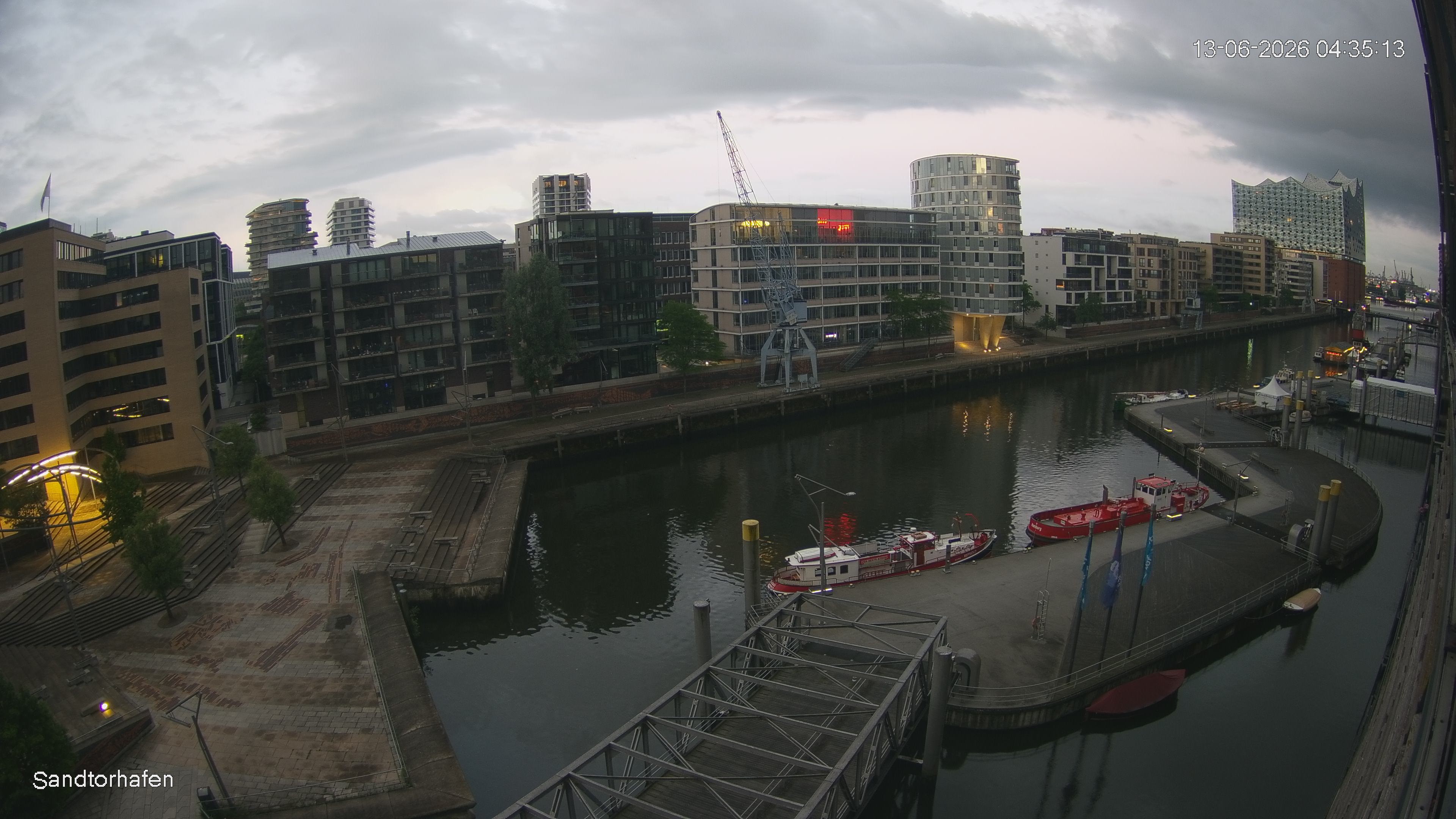 Archived image Webcam Harbour Hall Hamburg