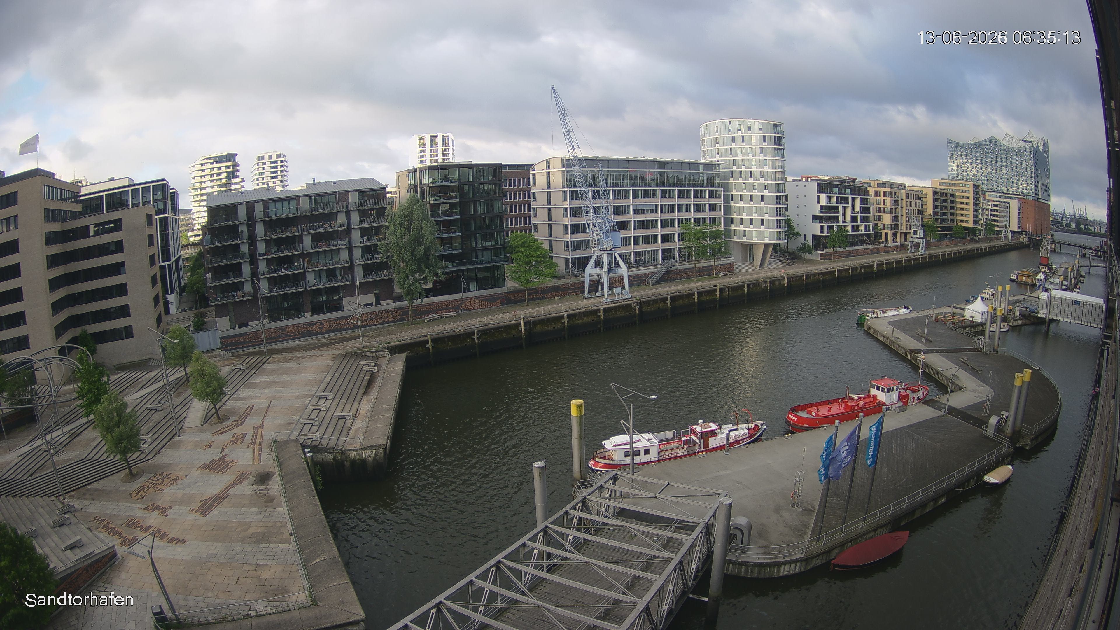Archived image Webcam Harbour Hall Hamburg