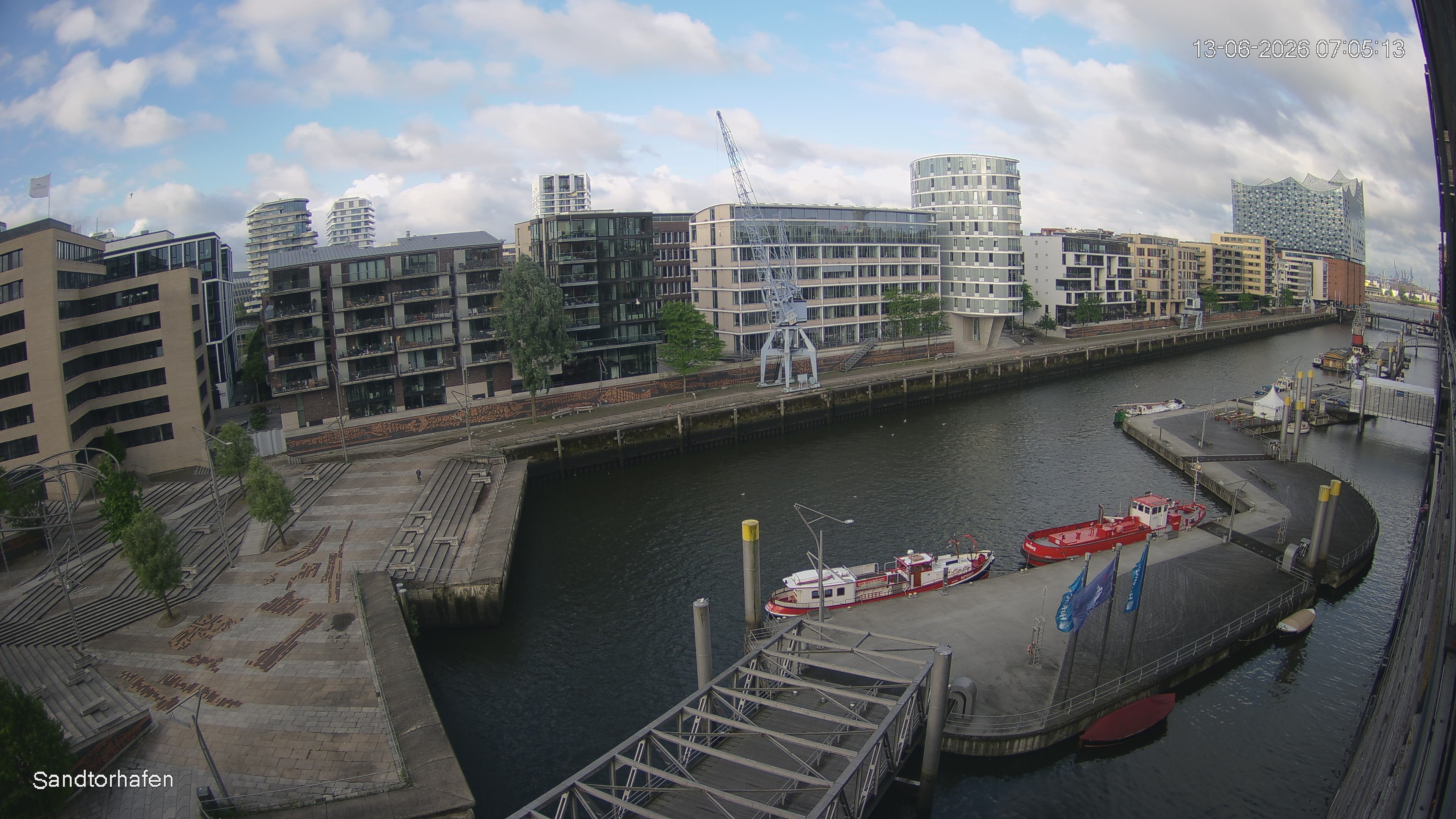 Archived image Webcam Harbour Hall Hamburg