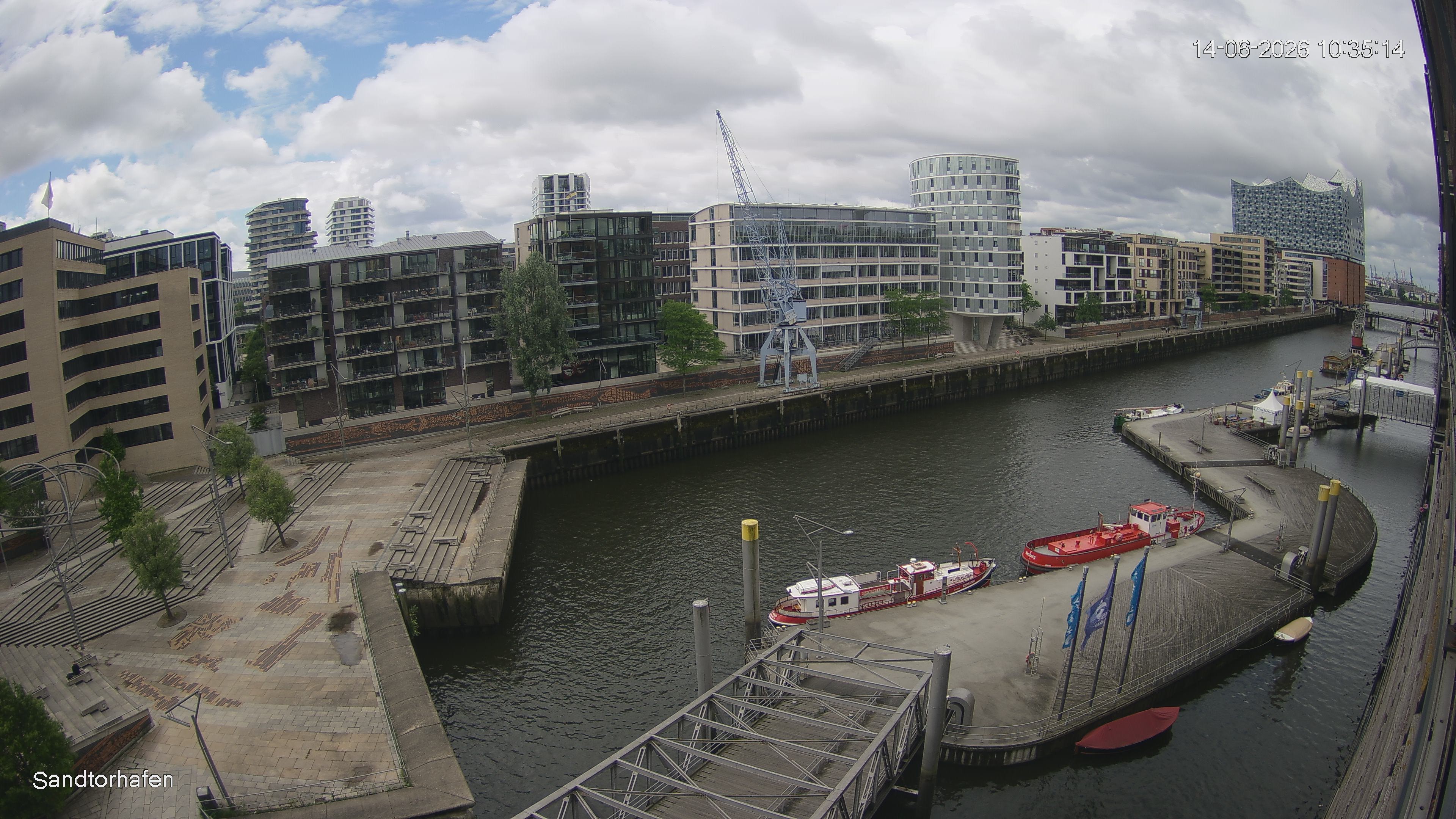 Archived image Webcam Harbour Hall Hamburg