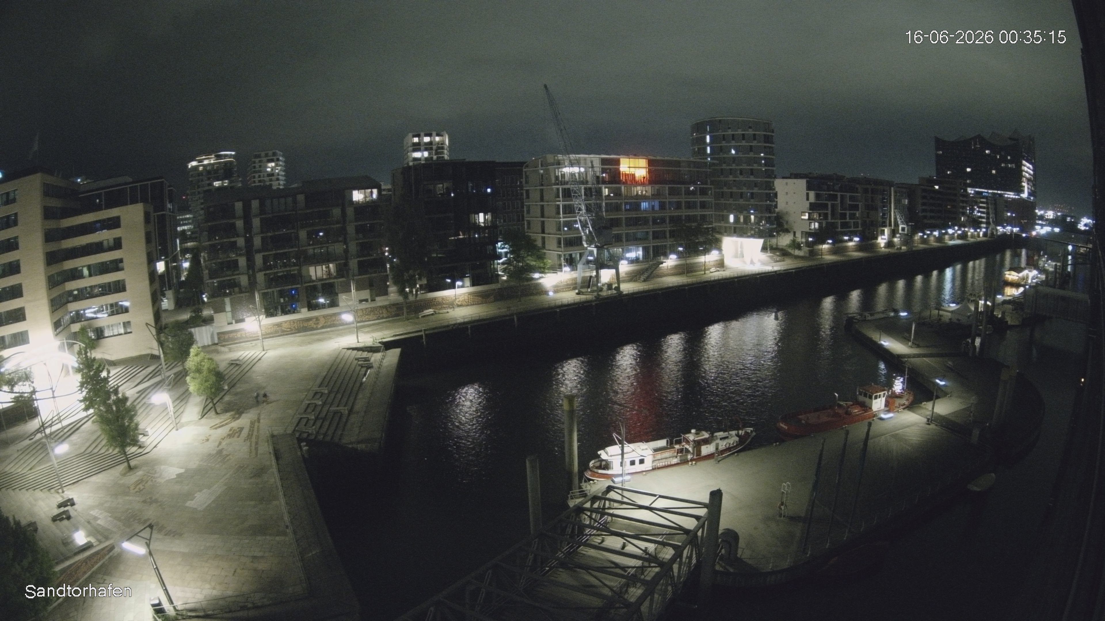 Archived image Webcam Harbour Hall Hamburg