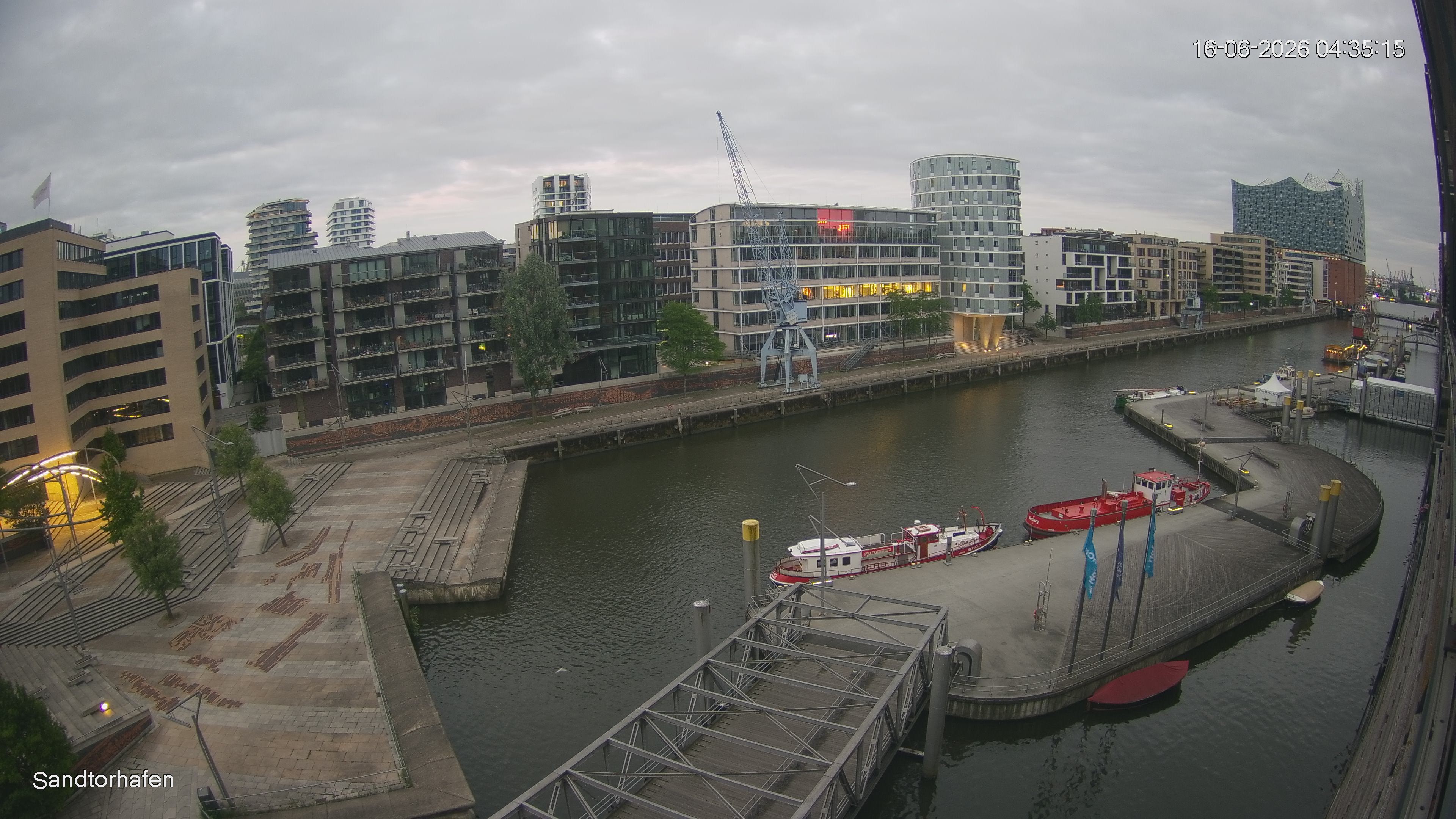 Archived image Webcam Harbour Hall Hamburg