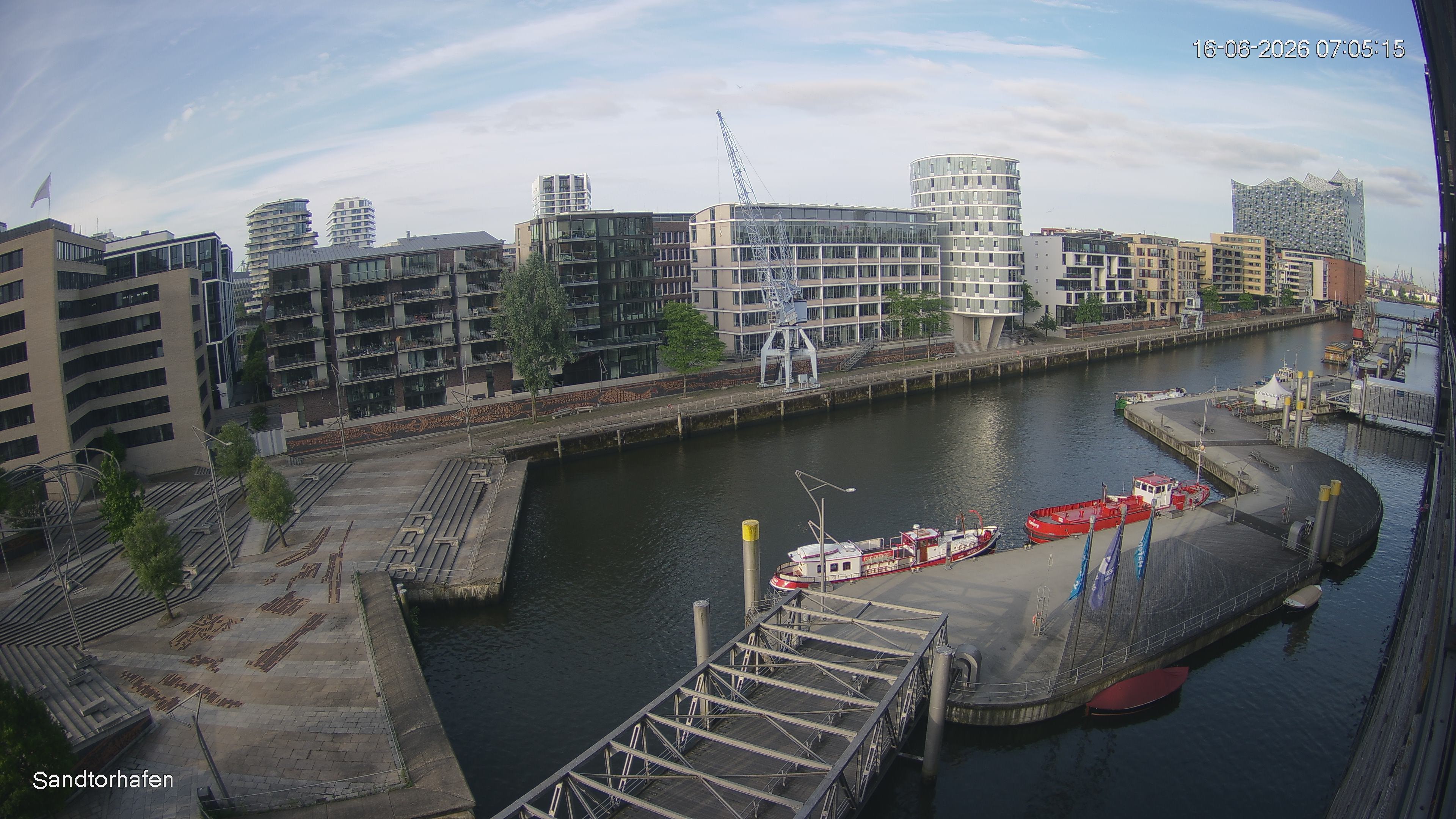 Archived image Webcam Harbour Hall Hamburg