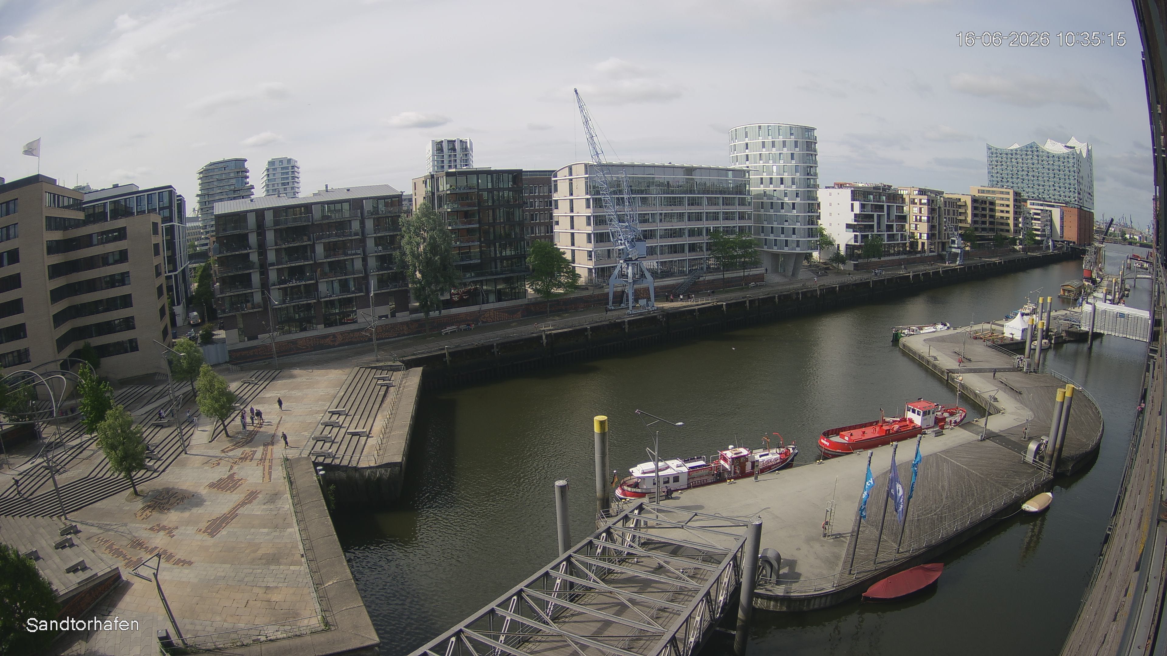 Archiv Foto Webcam Hamburg: HafenCity und Elbphilharmonie