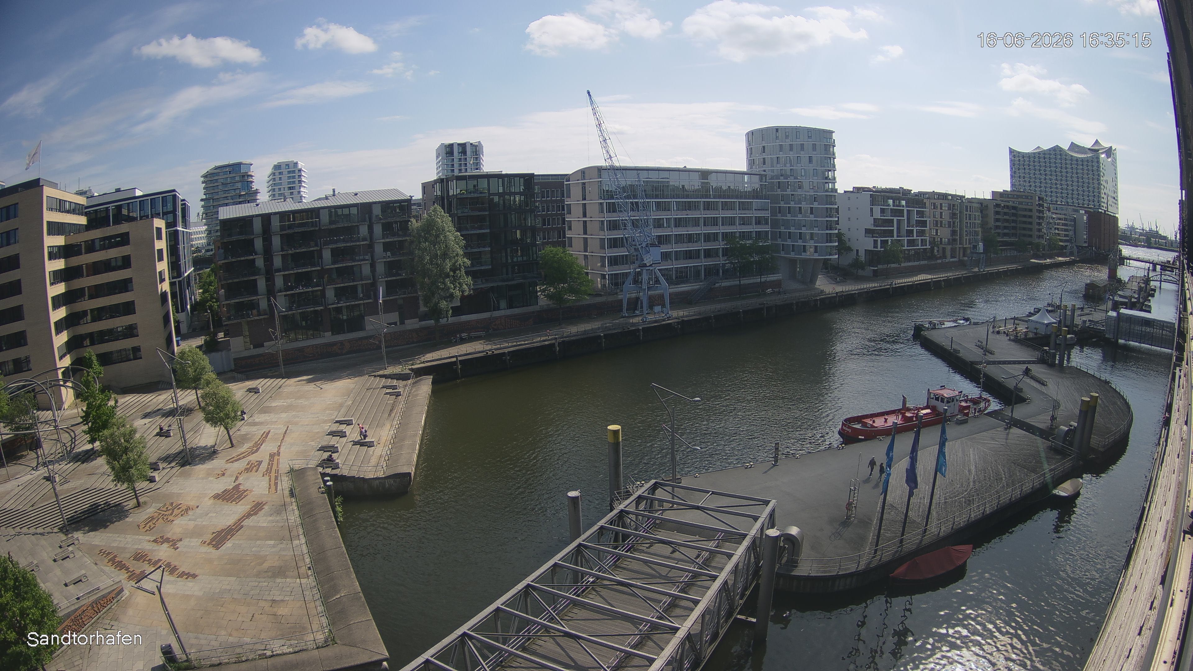 Archived image Webcam Harbour Hall Hamburg