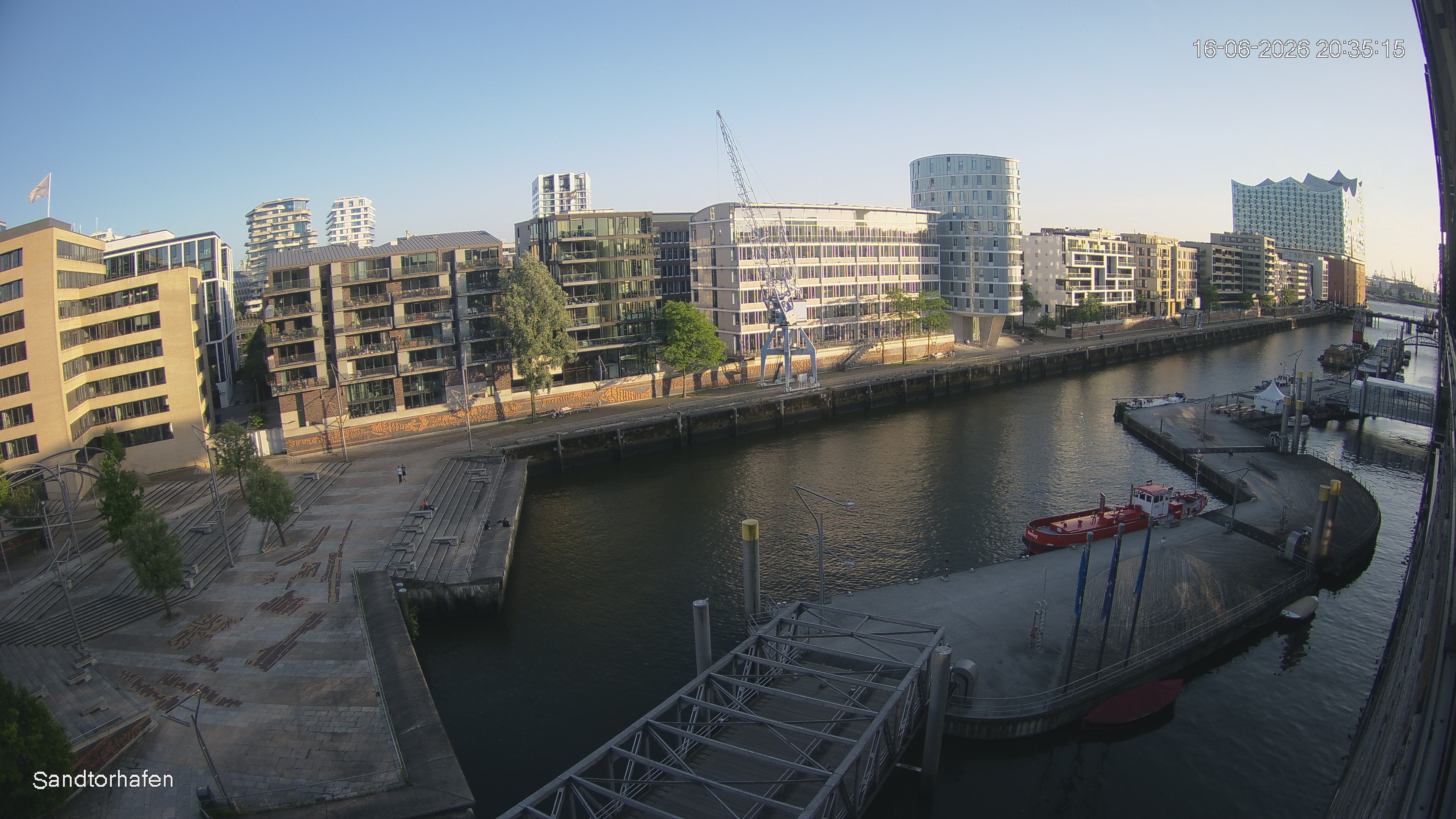 Archiv Foto Webcam Hamburg: HafenCity und Elbphilharmonie