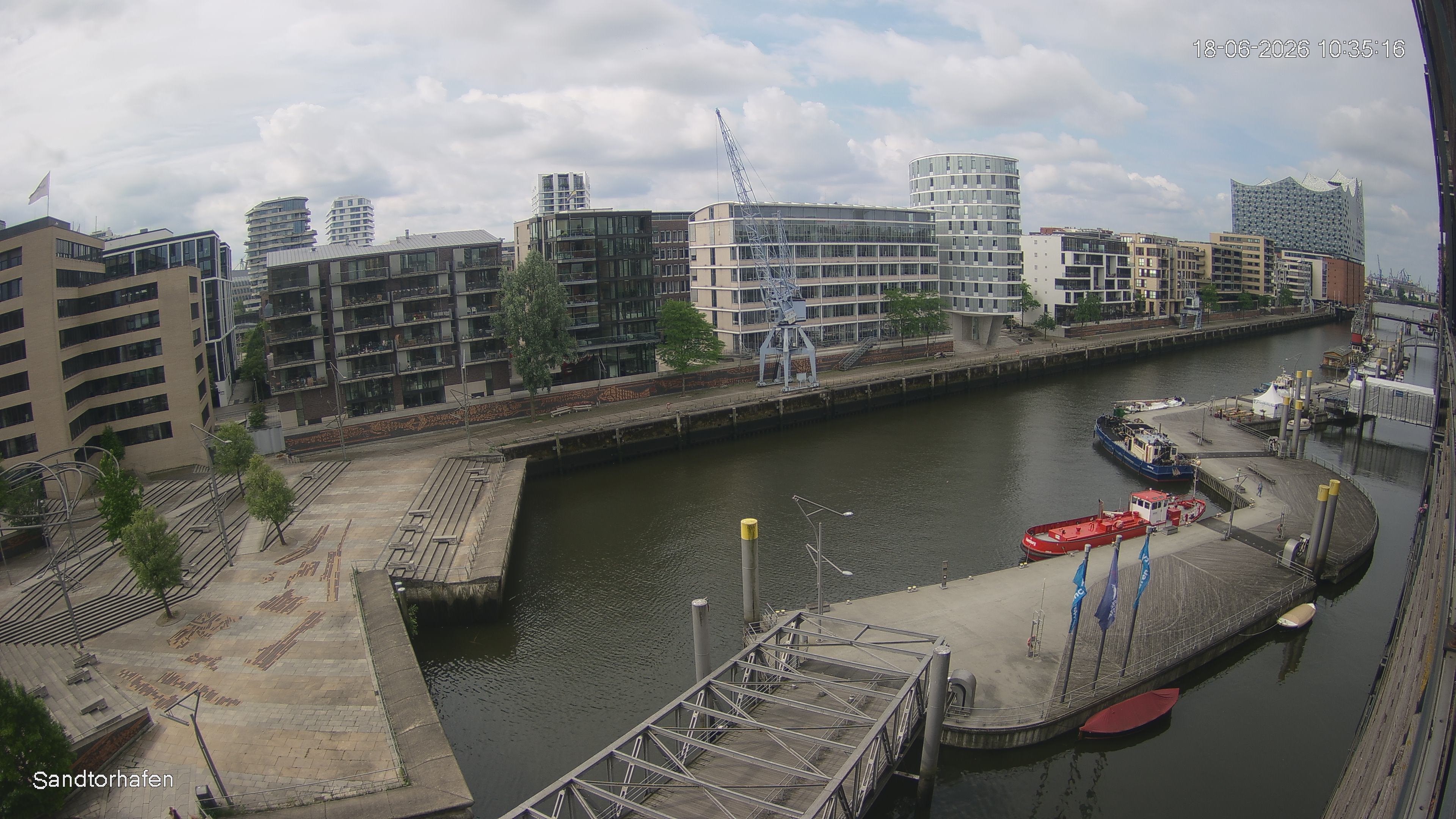 Archived image Webcam Harbour Hall Hamburg
