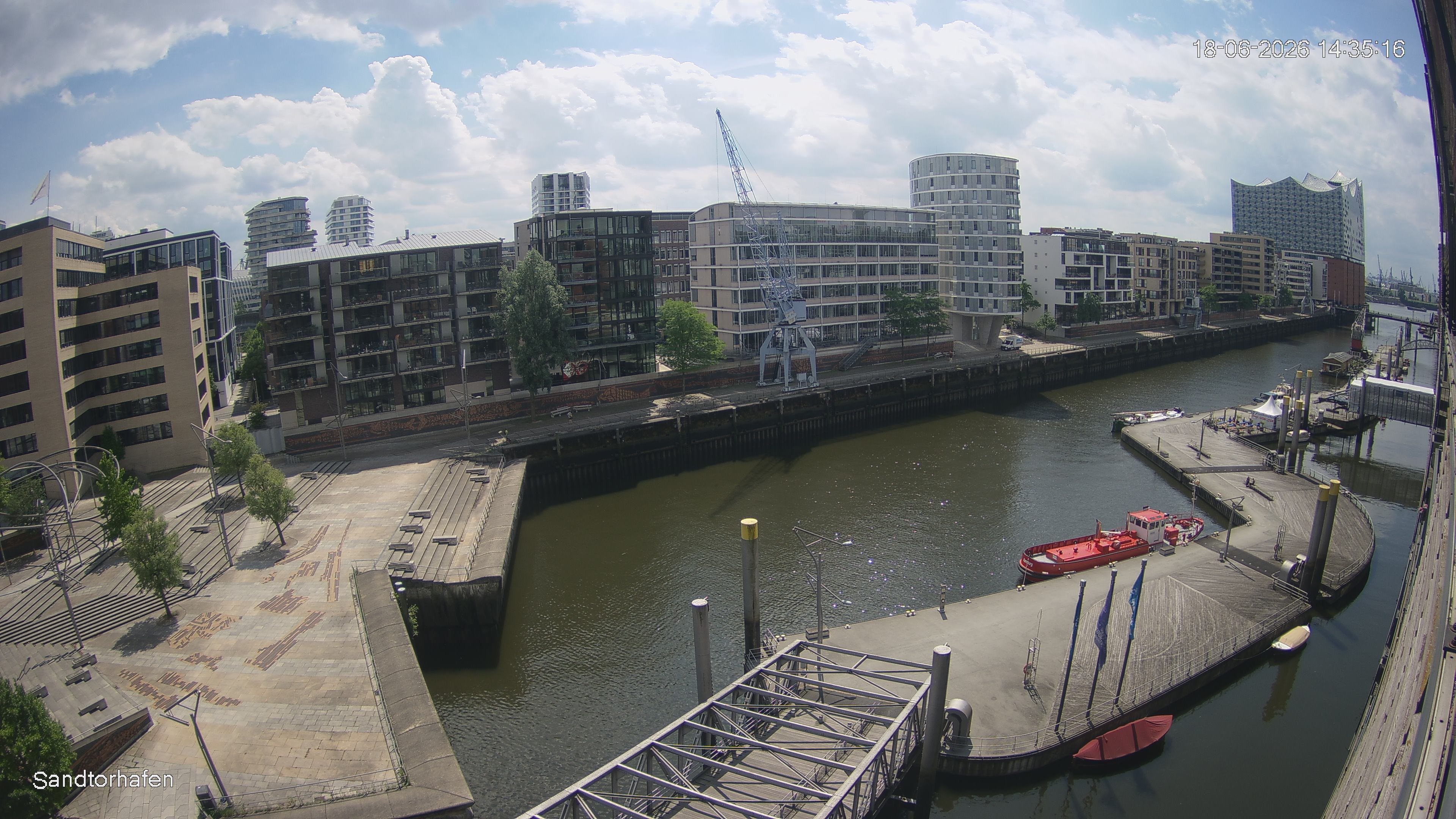Archived image Webcam Harbour Hall Hamburg