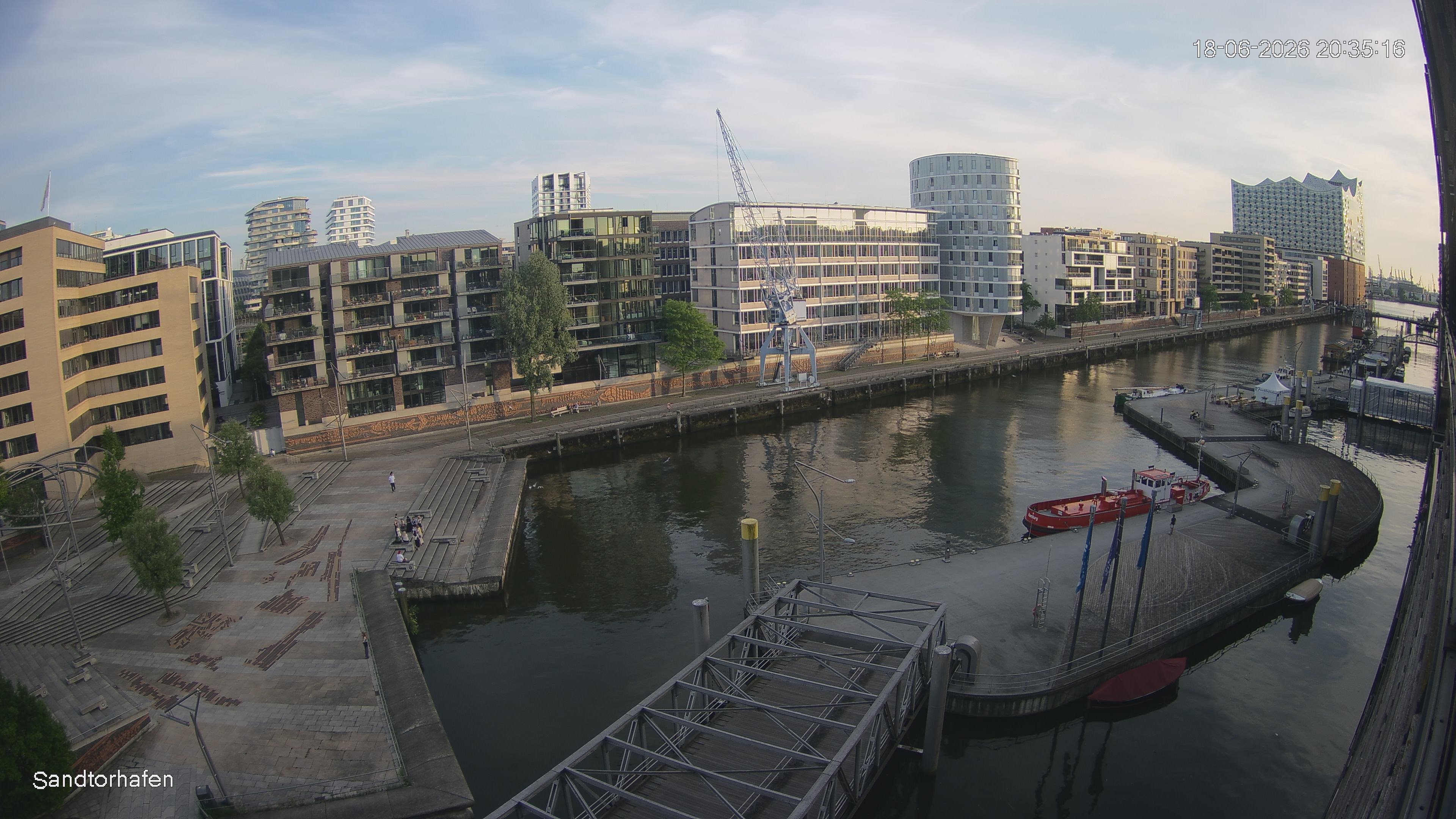 Archived image Webcam Harbour Hall Hamburg