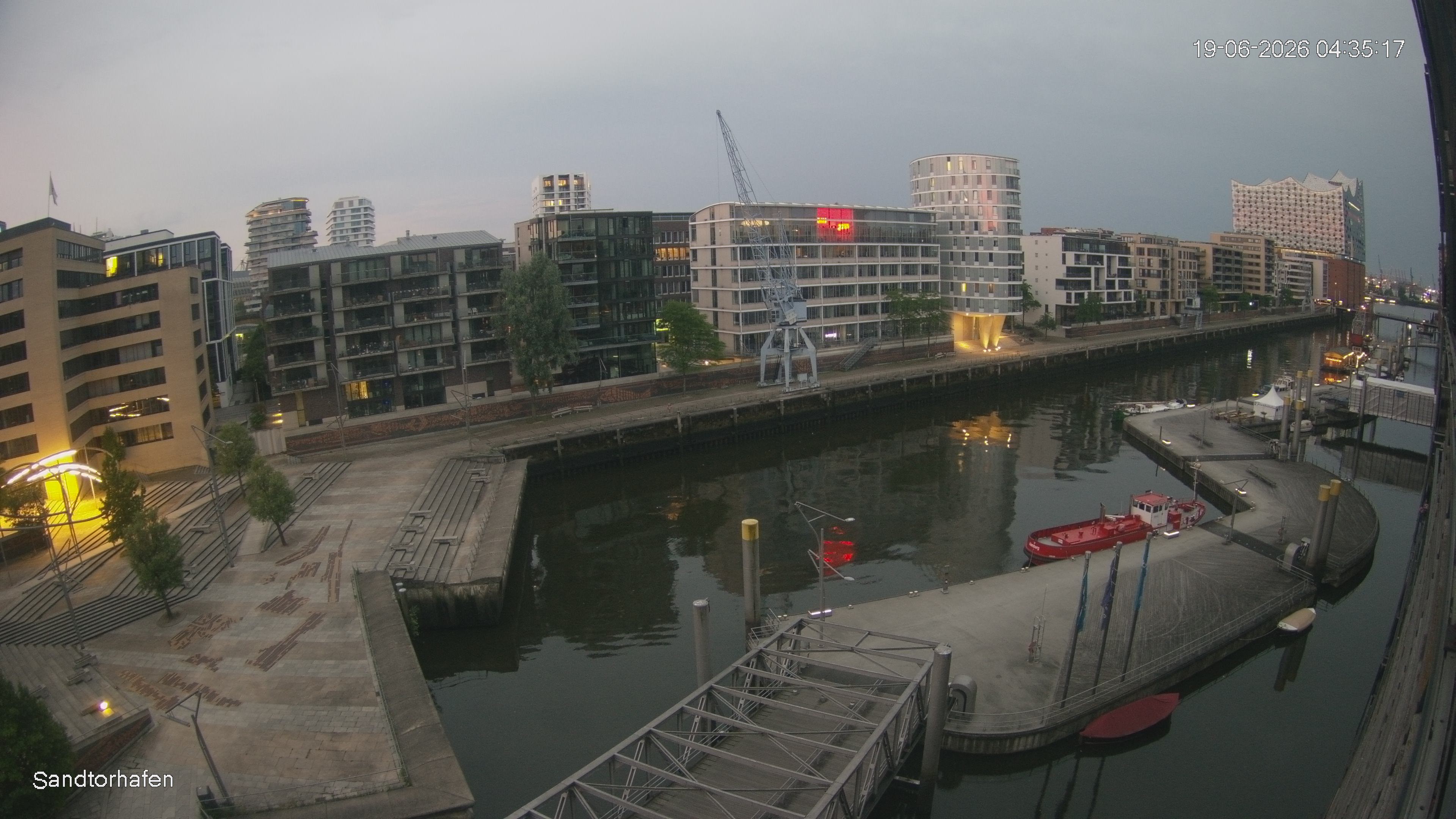 Archiv Foto Webcam Hamburg: HafenCity und Elbphilharmonie