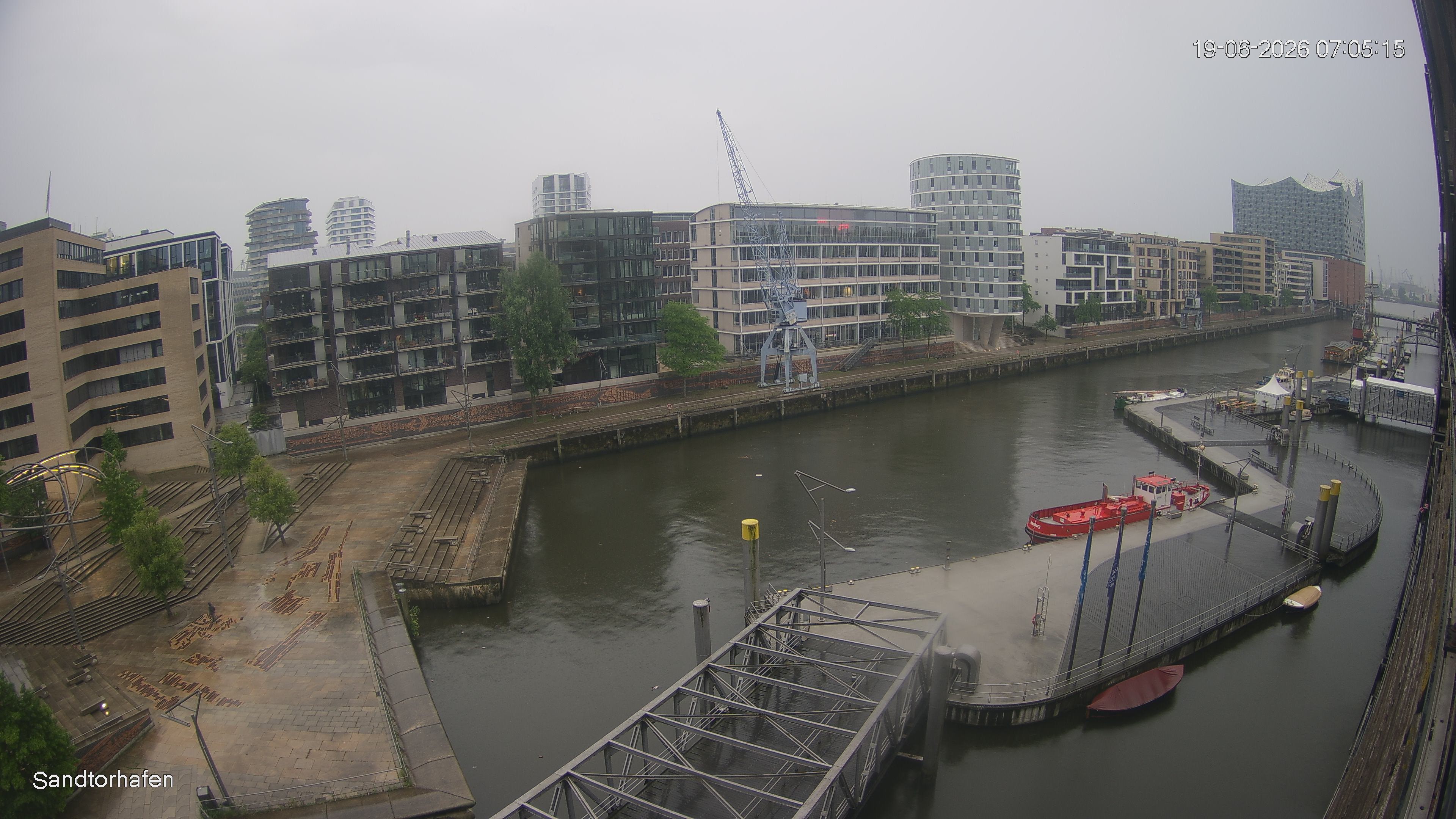 Archiv Foto Webcam Hamburg: HafenCity und Elbphilharmonie