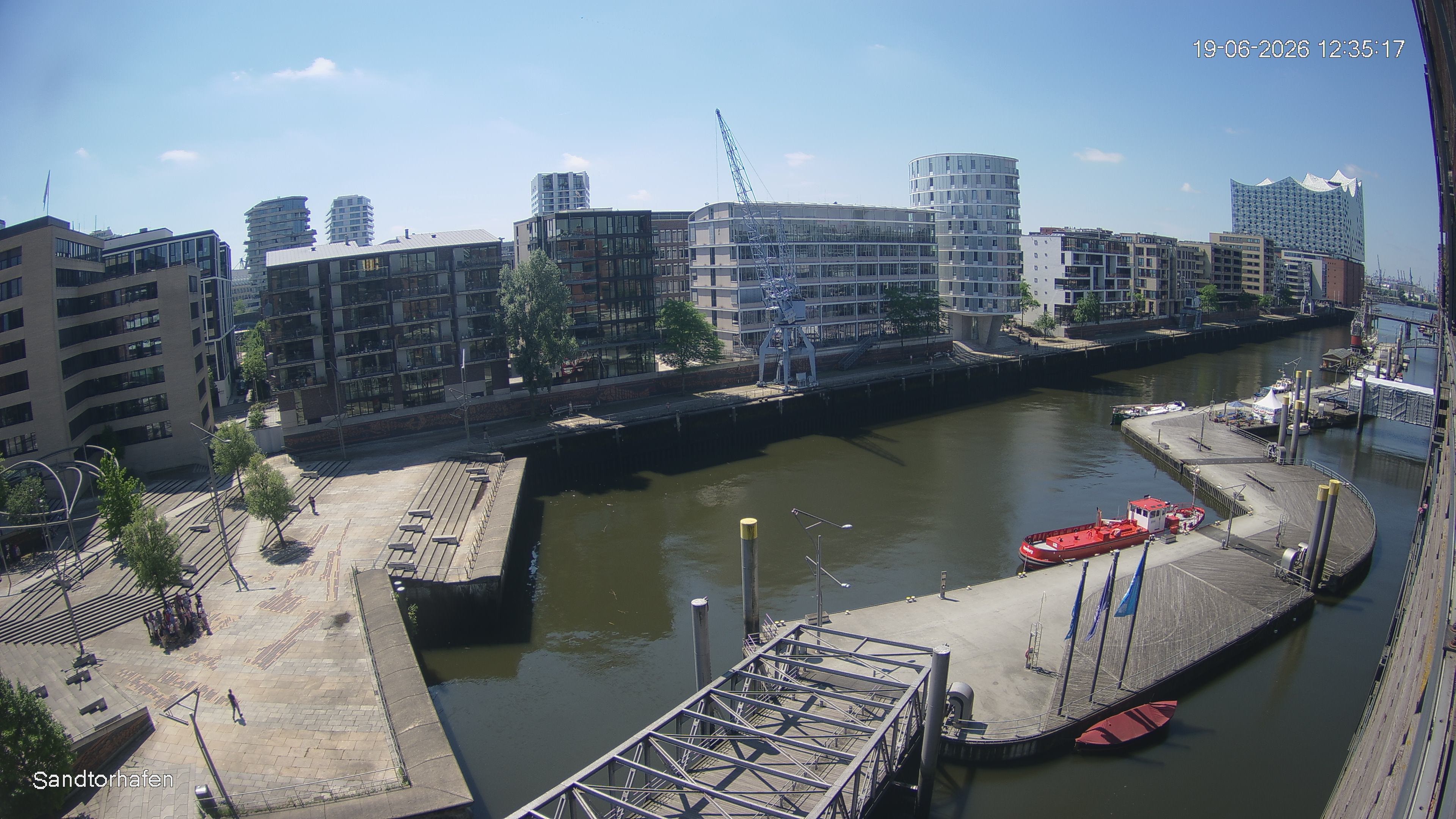 Archiv Foto Webcam Hamburg: HafenCity und Elbphilharmonie
