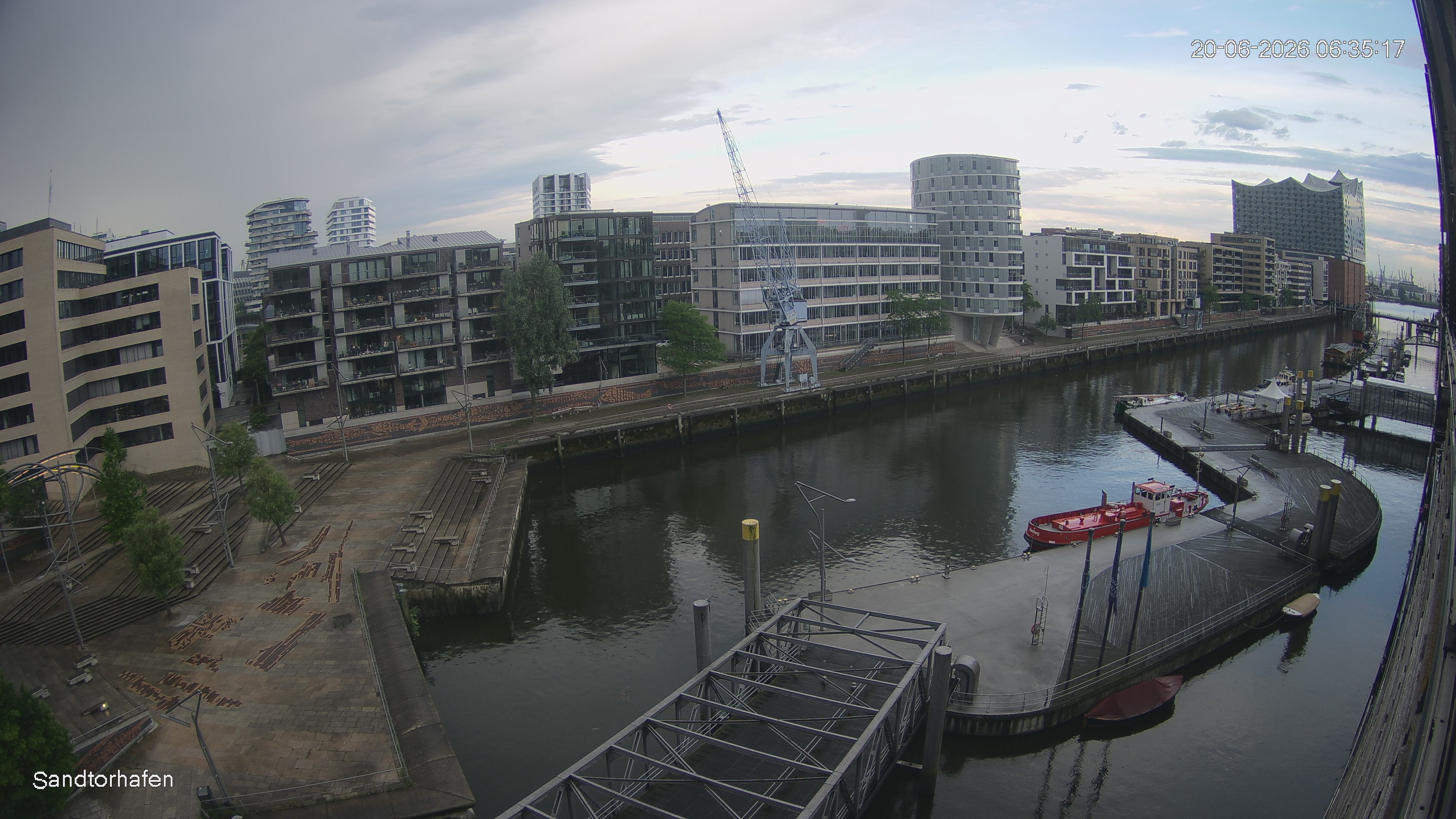 Archived image Webcam Harbour Hall Hamburg