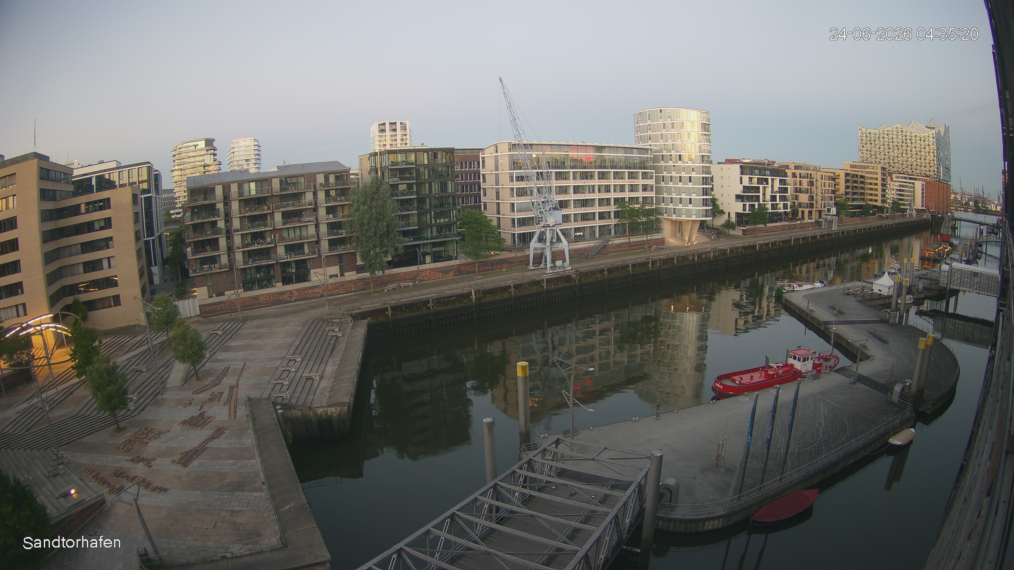 Archiv Foto Webcam Hamburg: HafenCity und Elbphilharmonie