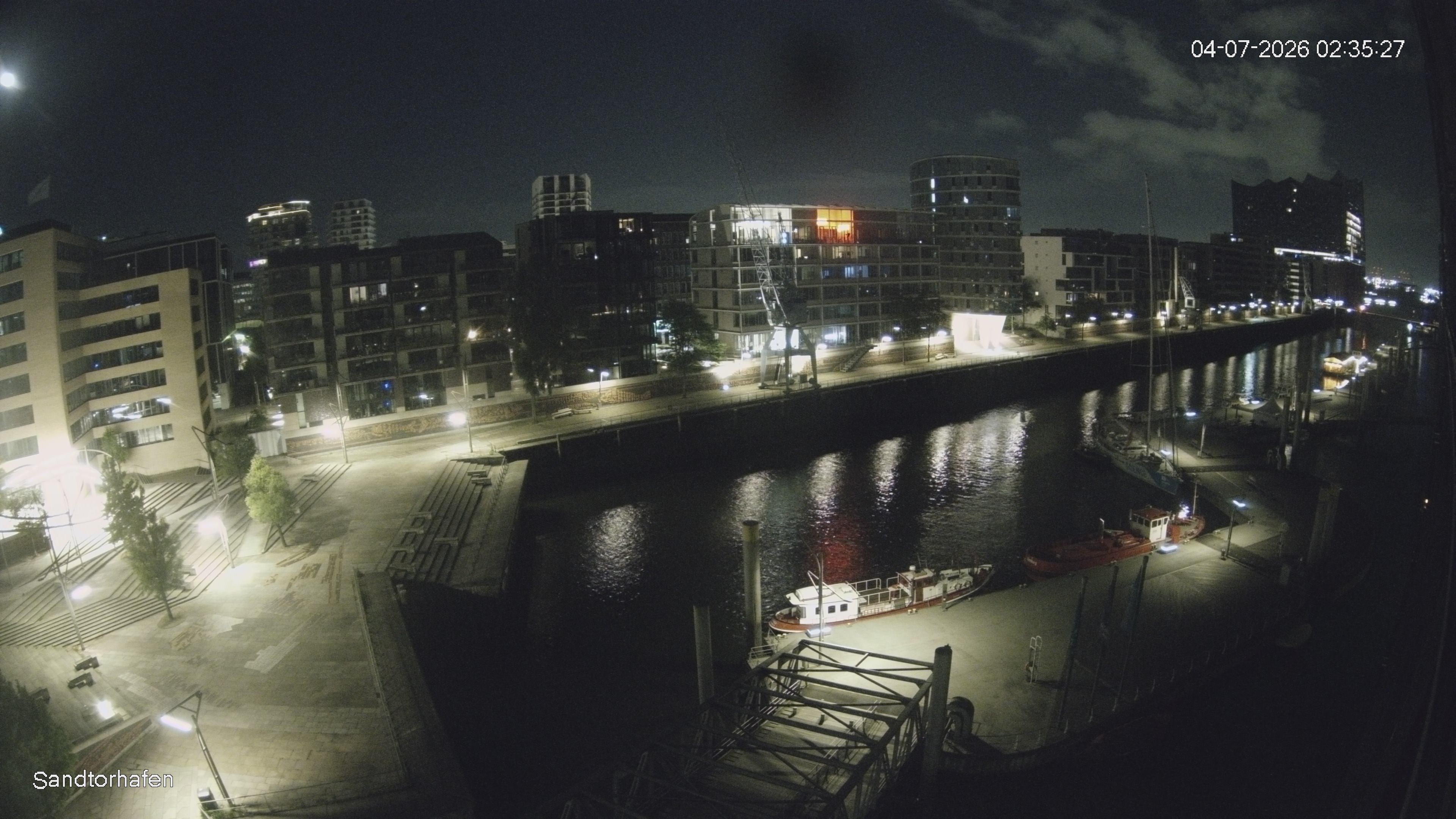 Archived image Webcam Harbour Hall Hamburg