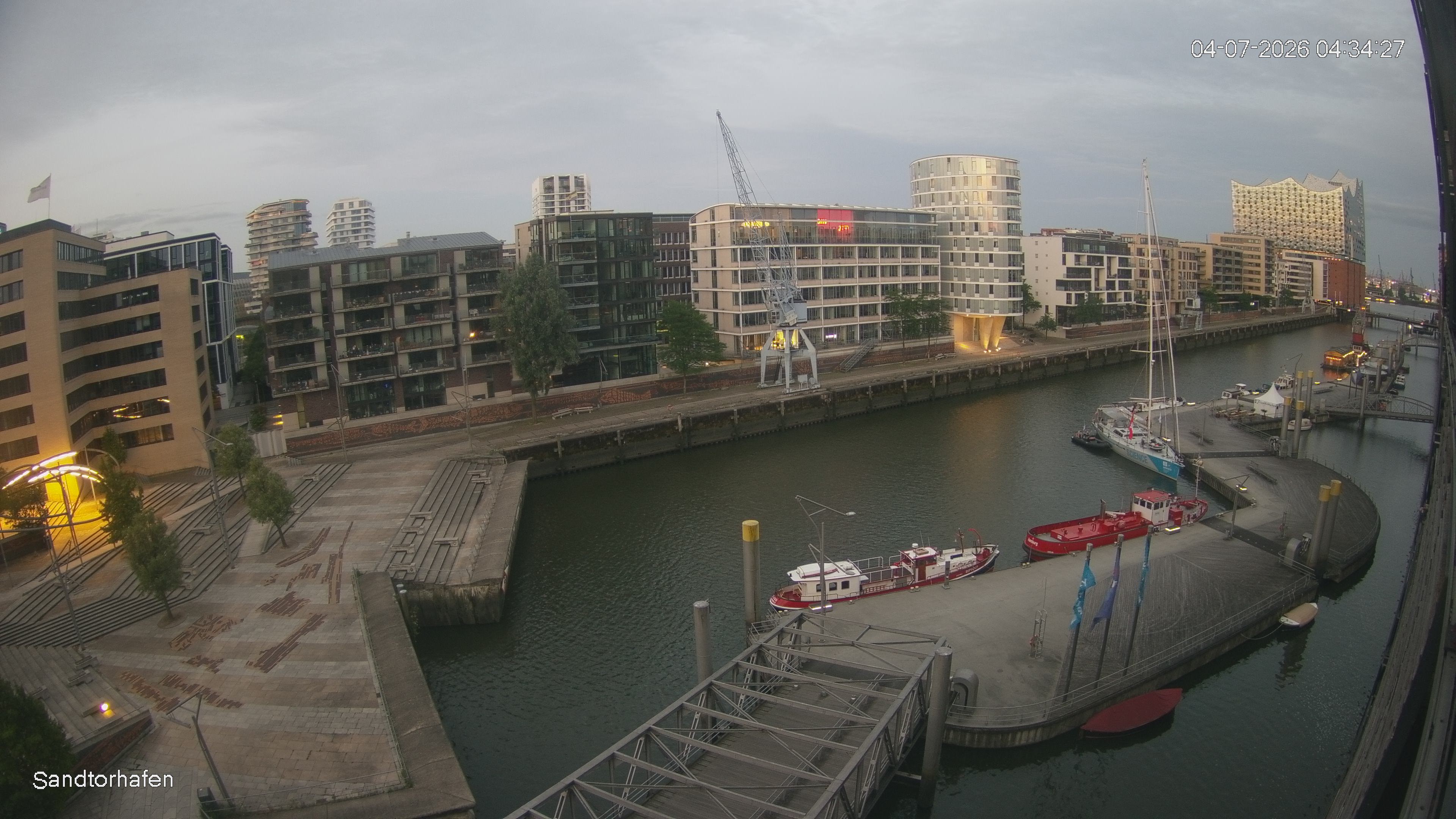 Archived image Webcam Harbour Hall Hamburg