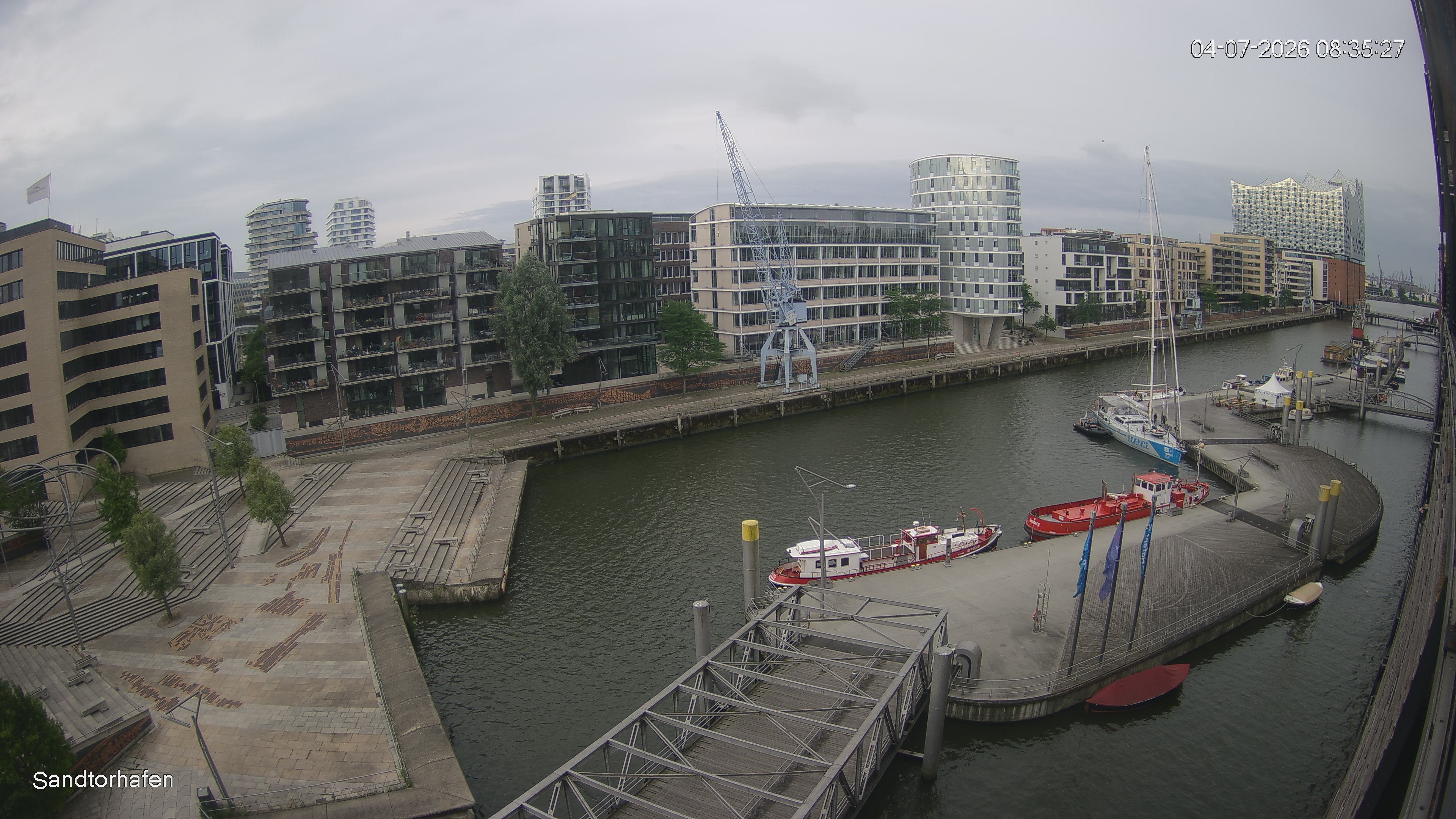 Archiv Foto Webcam Hamburg: HafenCity und Elbphilharmonie