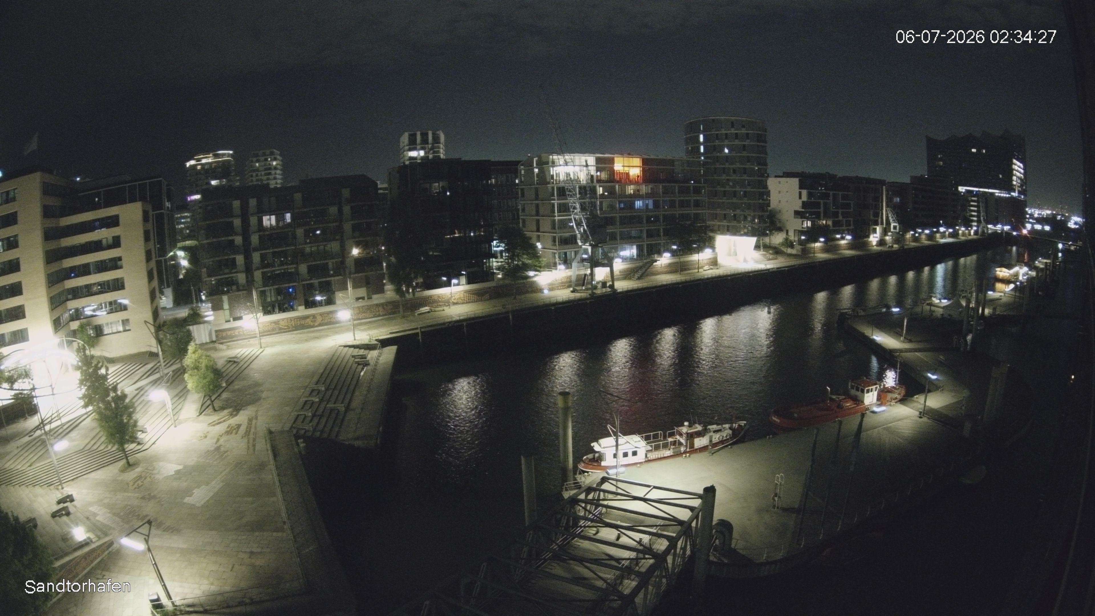 Archiv Foto Webcam Hamburg: HafenCity und Elbphilharmonie