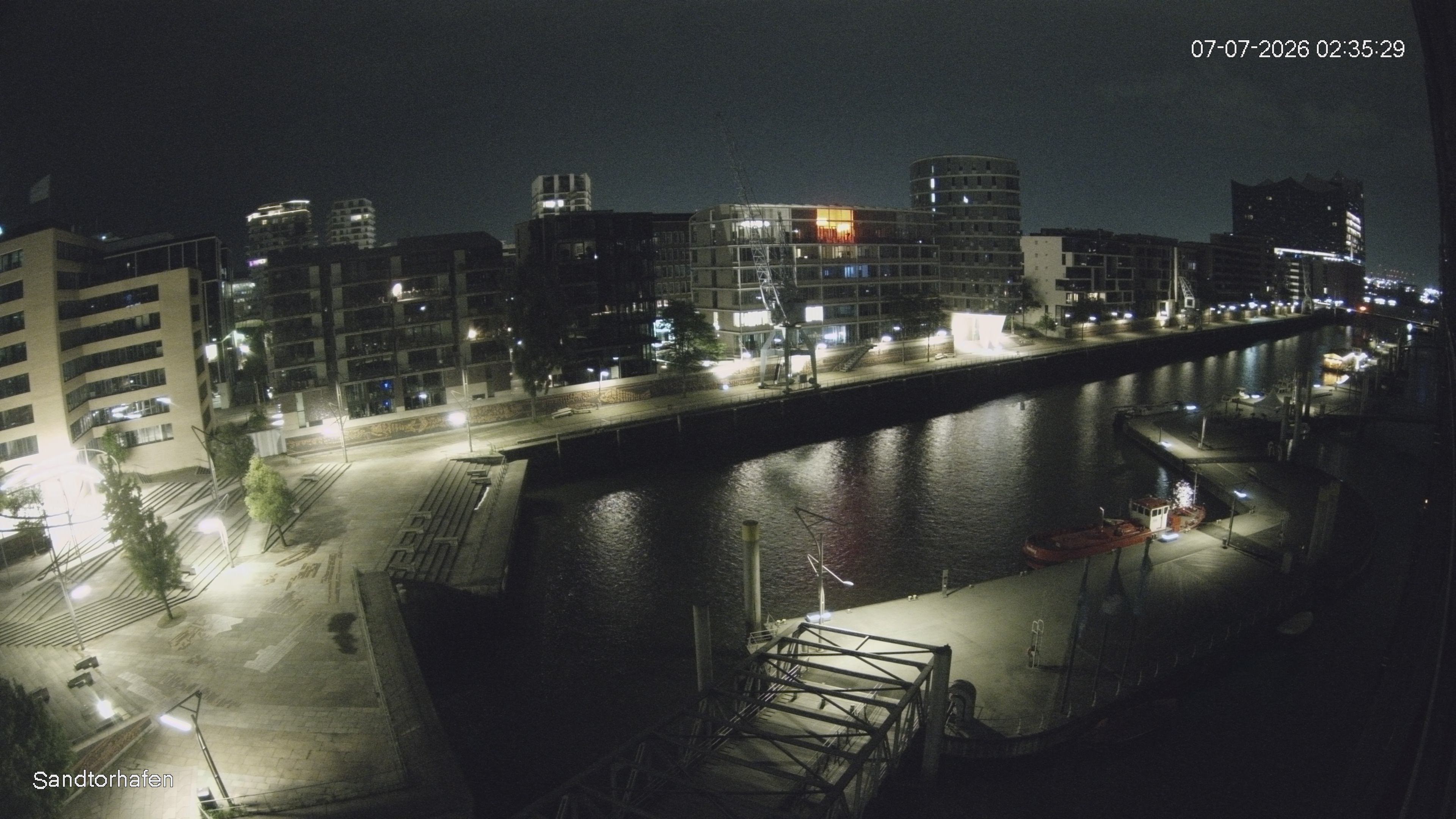Archiv Foto Webcam Hamburg: HafenCity und Elbphilharmonie