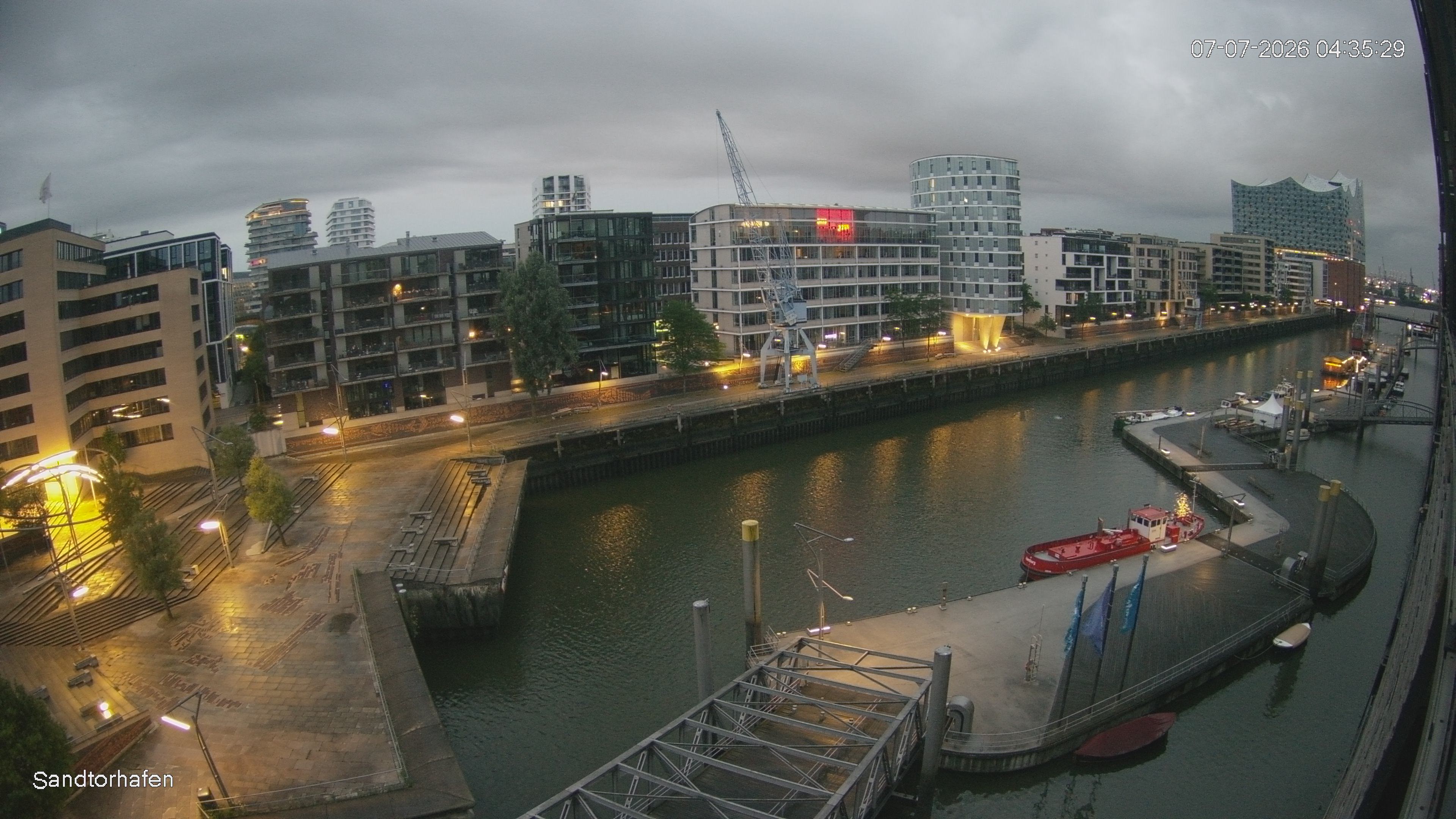 Archiv Foto Webcam Hamburg: HafenCity und Elbphilharmonie