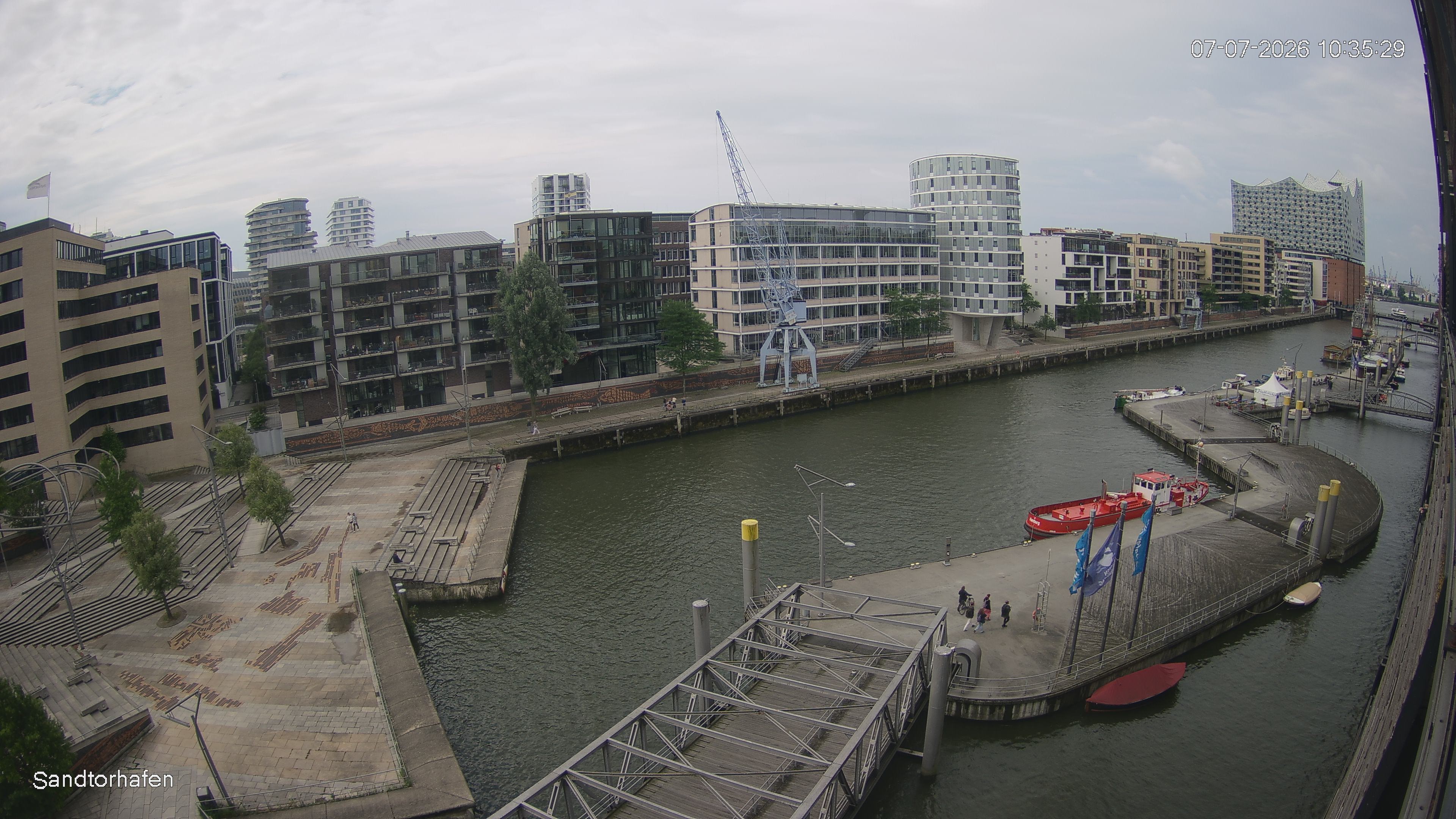 Archiv Foto Webcam Hamburg: HafenCity und Elbphilharmonie
