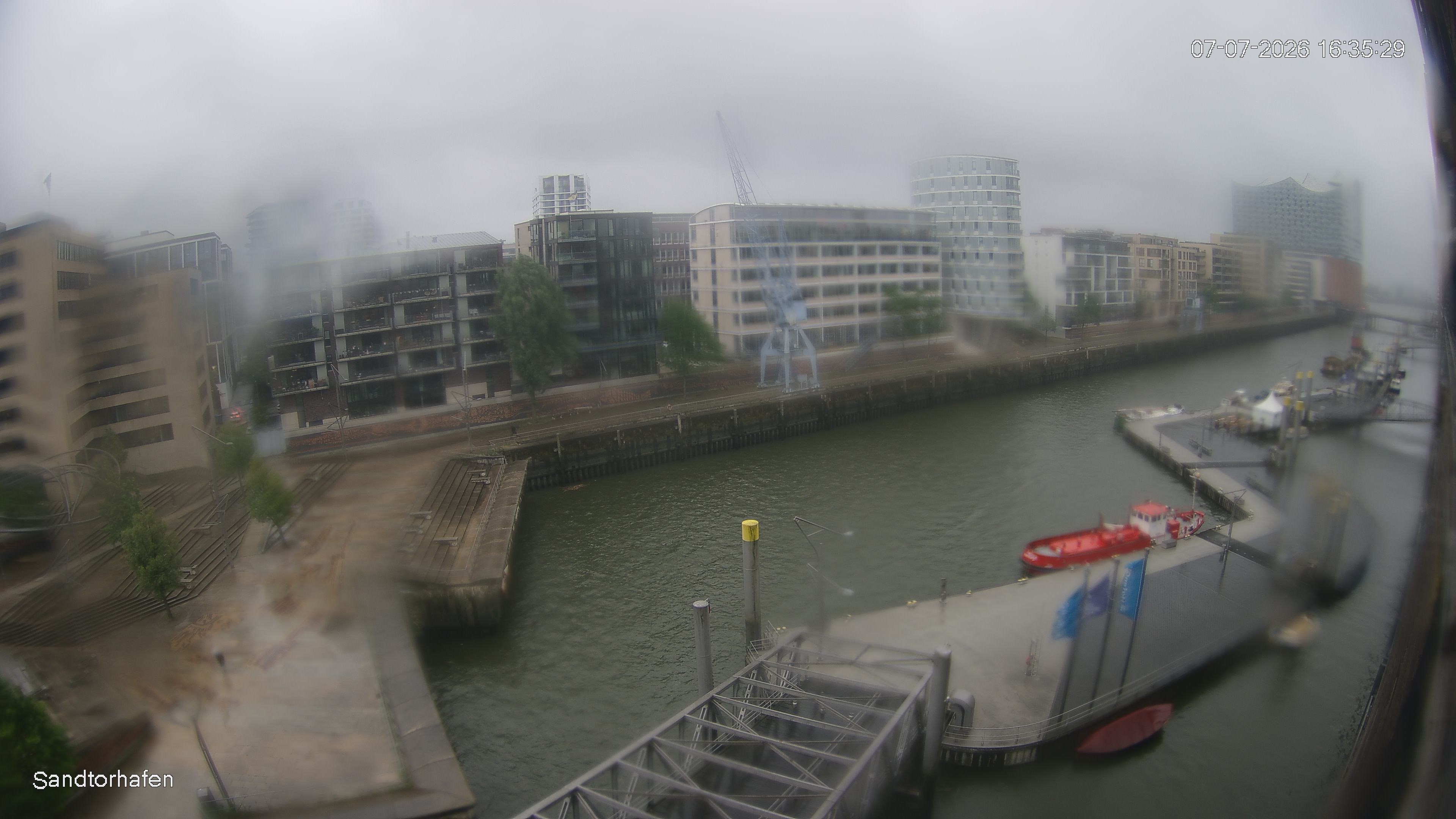 Archiv Foto Webcam Hamburg: HafenCity und Elbphilharmonie