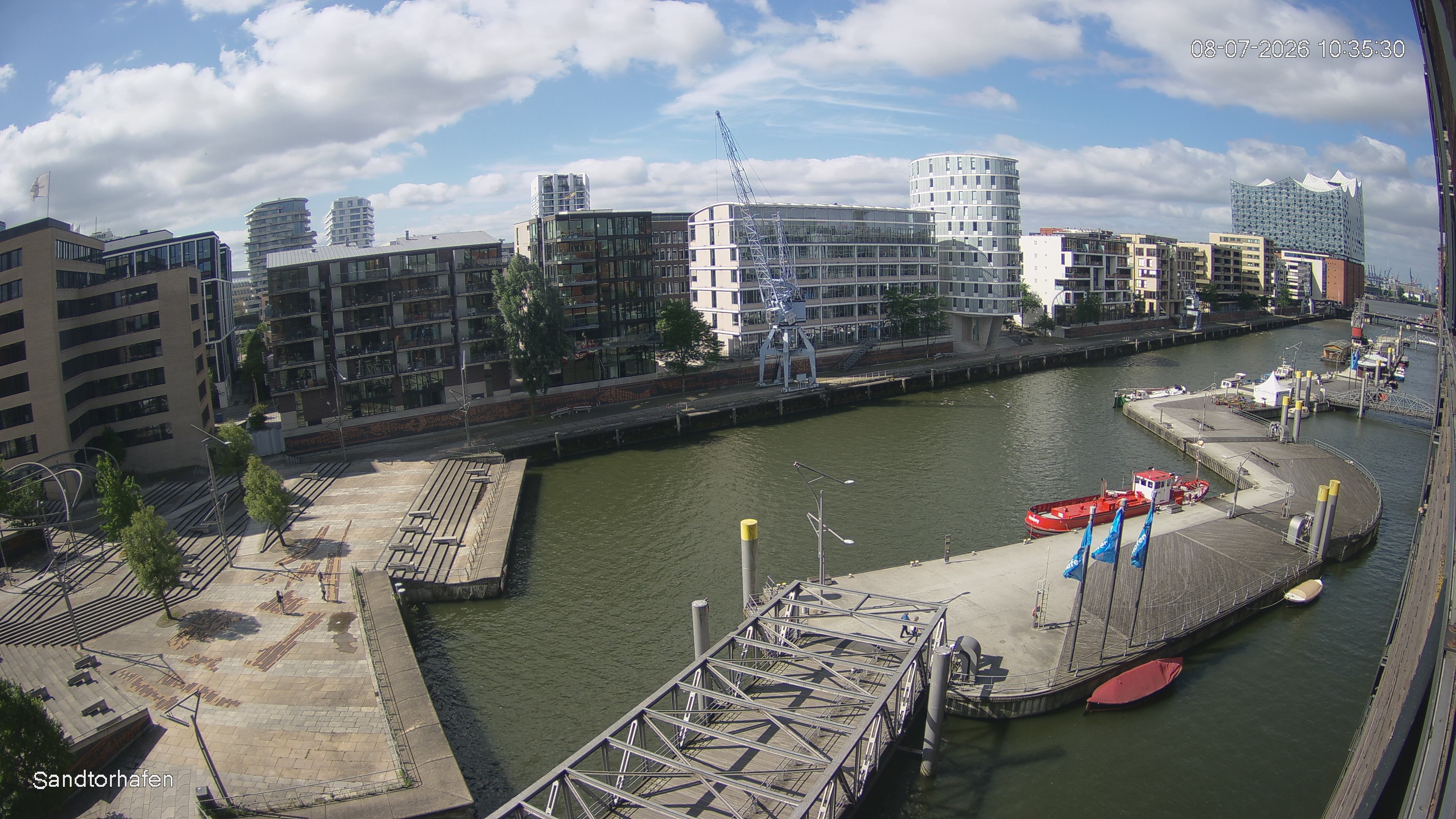 Archived image Webcam Harbour Hall Hamburg