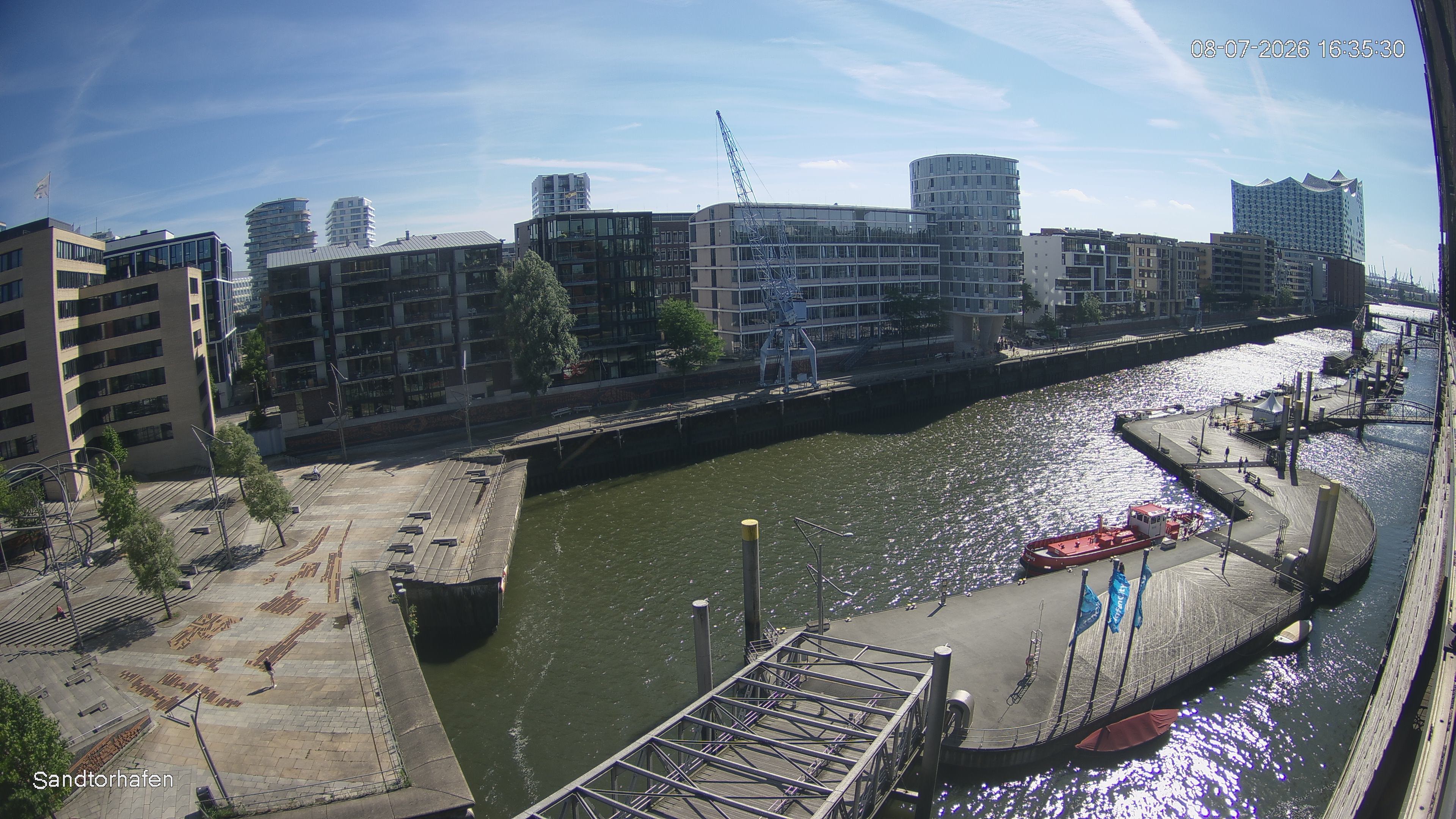 Archived image Webcam Harbour Hall Hamburg