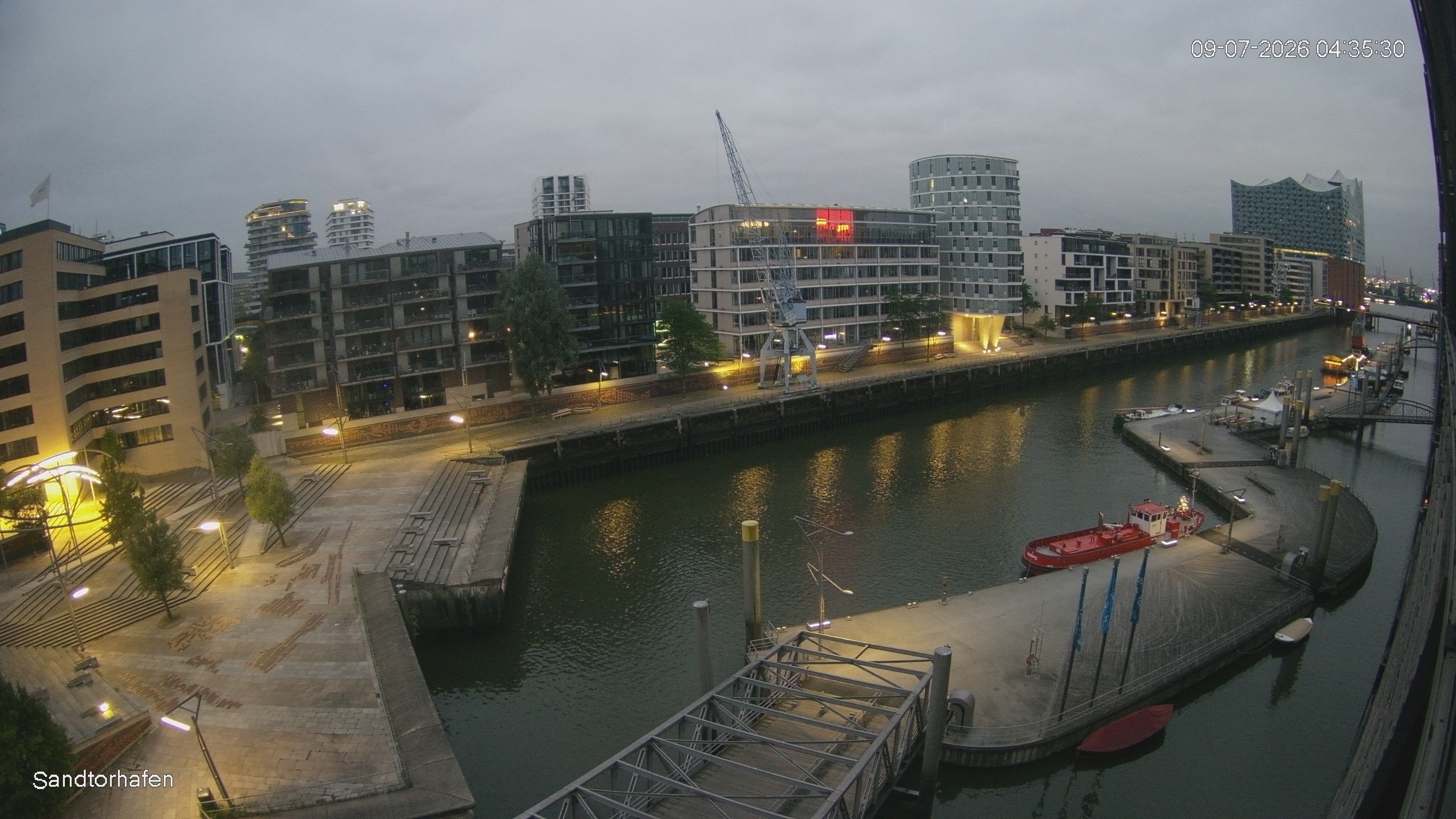 Archiv Foto Webcam Hamburg: HafenCity und Elbphilharmonie