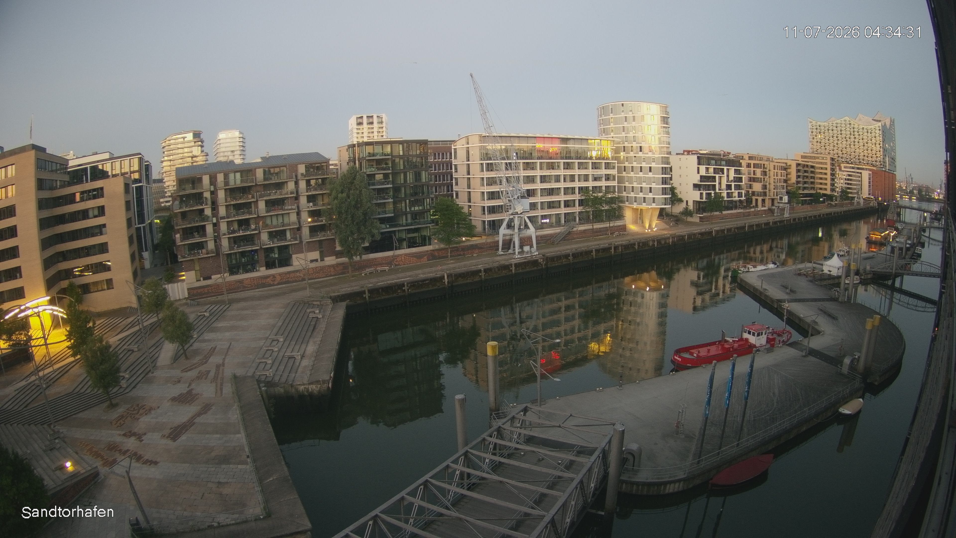 Archiv Foto Webcam Hamburg: HafenCity und Elbphilharmonie