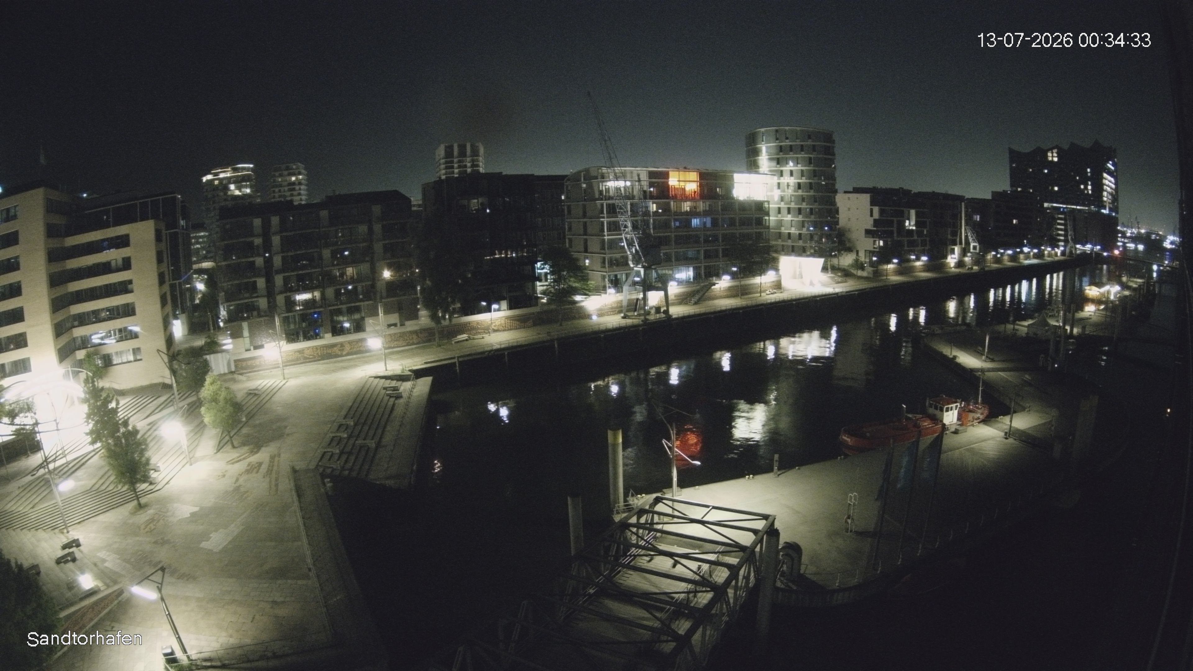 Archived image Webcam Harbour Hall Hamburg