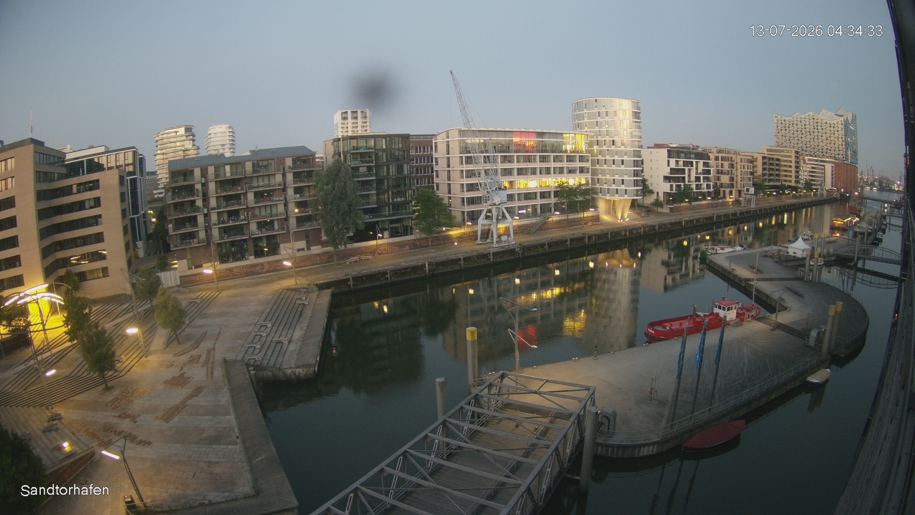 Archived image Webcam Harbour Hall Hamburg