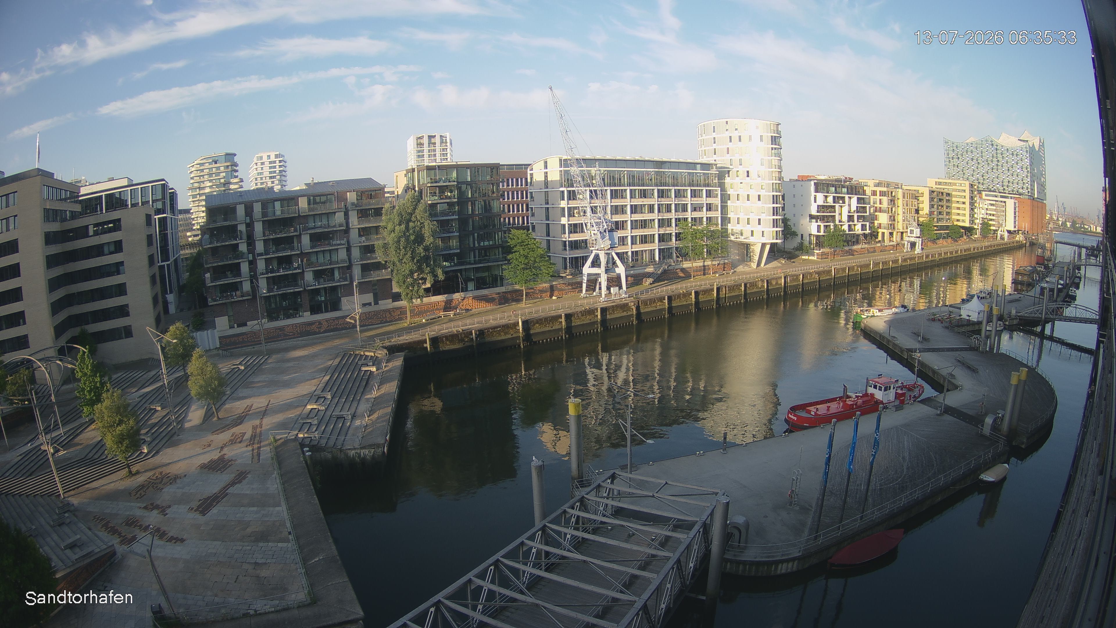 Archiv Foto Webcam Hamburg: HafenCity und Elbphilharmonie