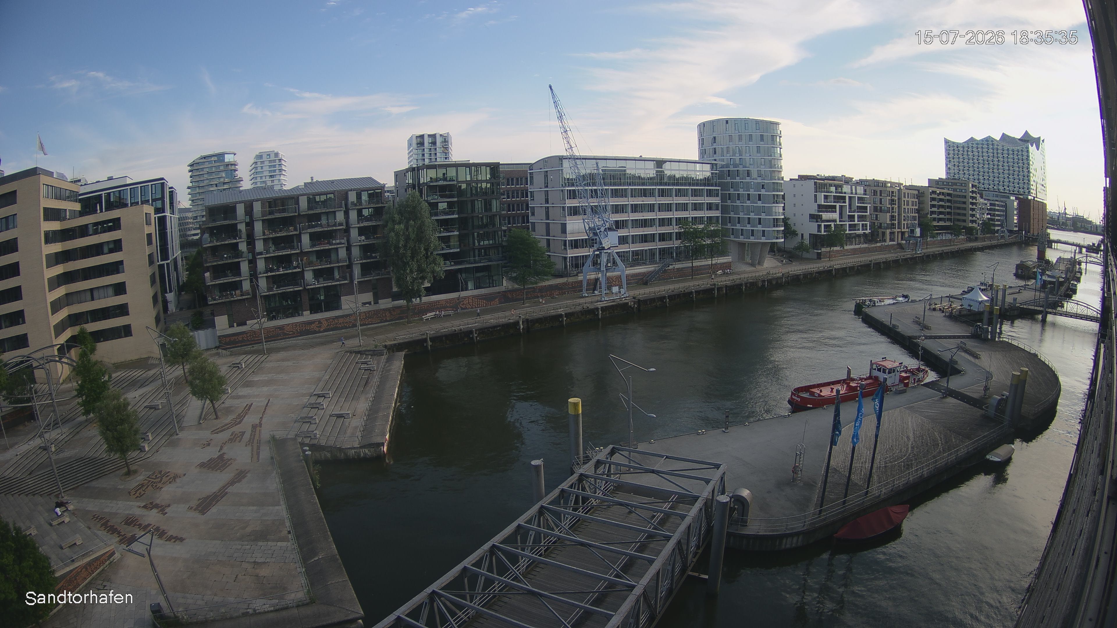 Archiv Foto Webcam Hamburg: HafenCity und Elbphilharmonie