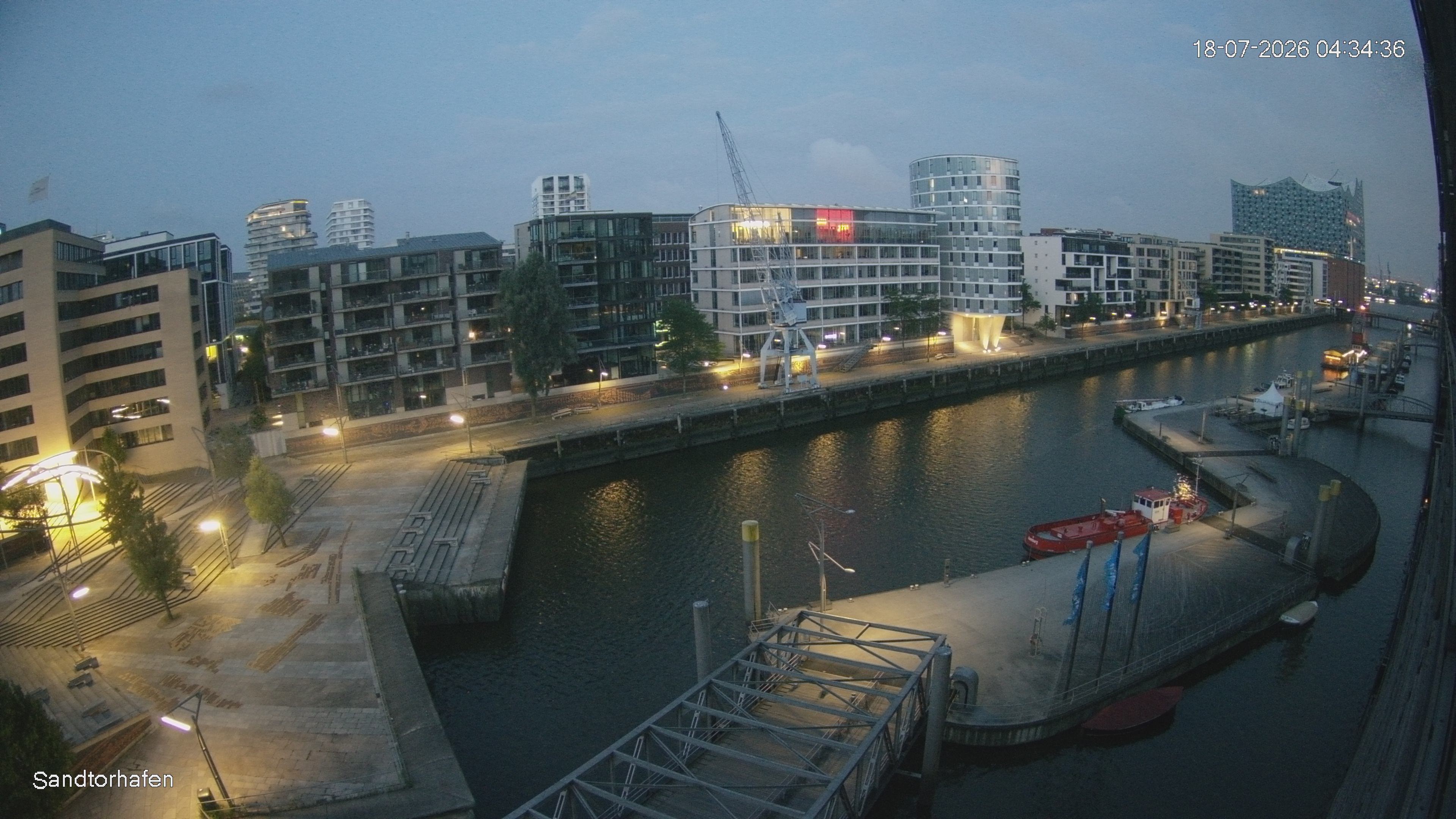 Archiv Foto Webcam Hamburg: HafenCity und Elbphilharmonie