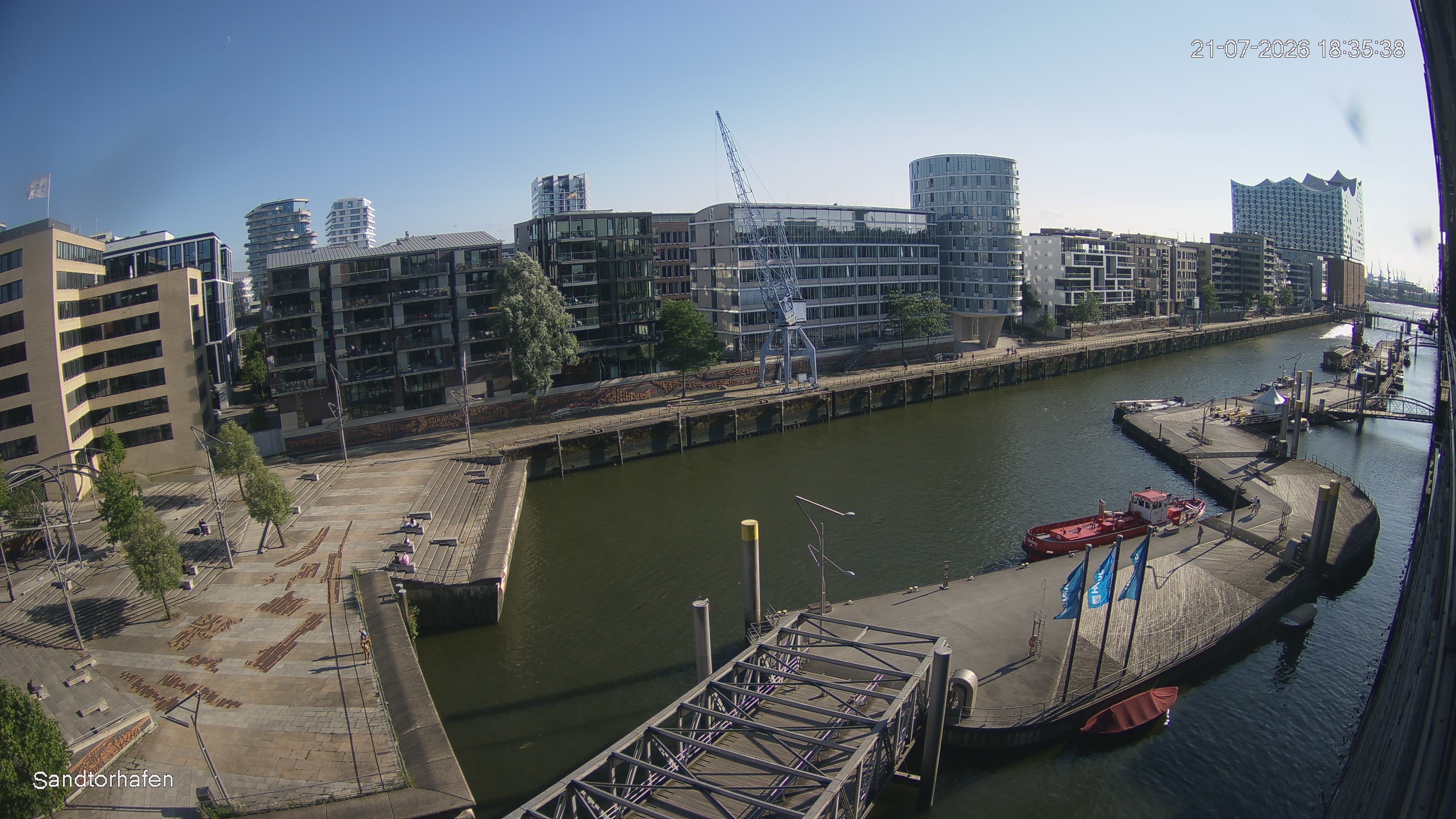 Archiv Foto Webcam Hamburg: HafenCity und Elbphilharmonie