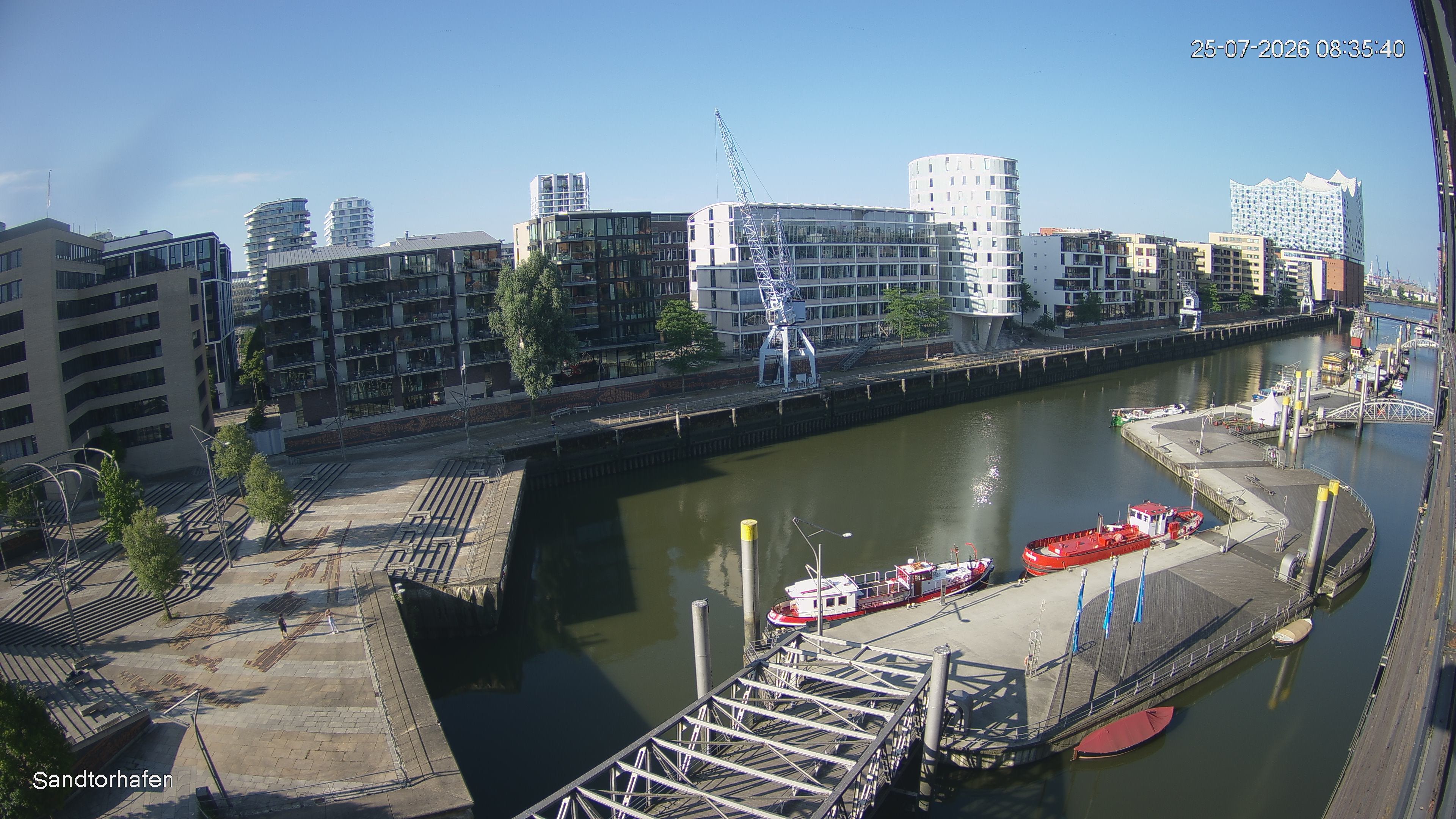 Archiv Foto Webcam Hamburg: HafenCity und Elbphilharmonie