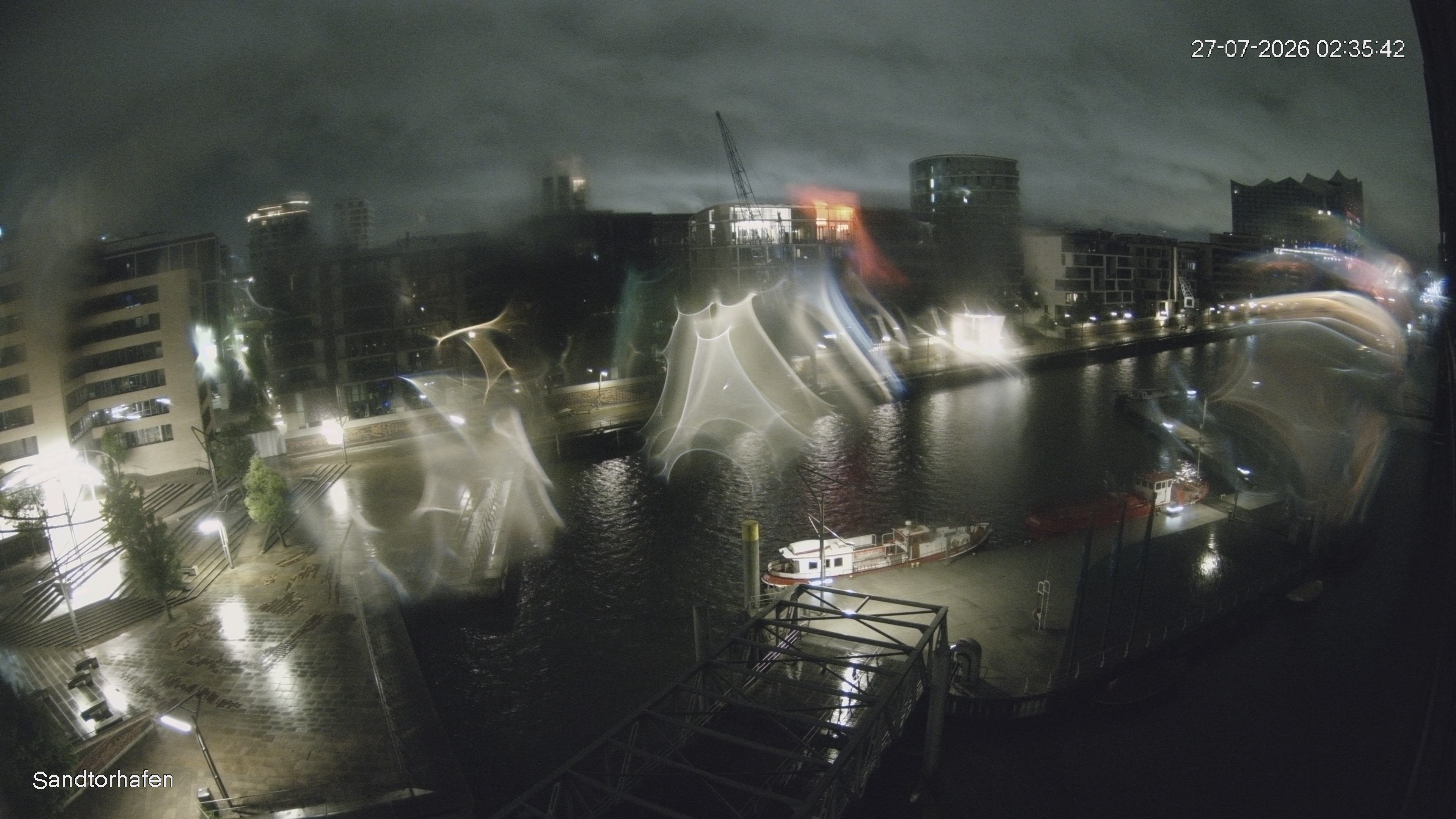Archiv Foto Webcam Hamburg: HafenCity und Elbphilharmonie