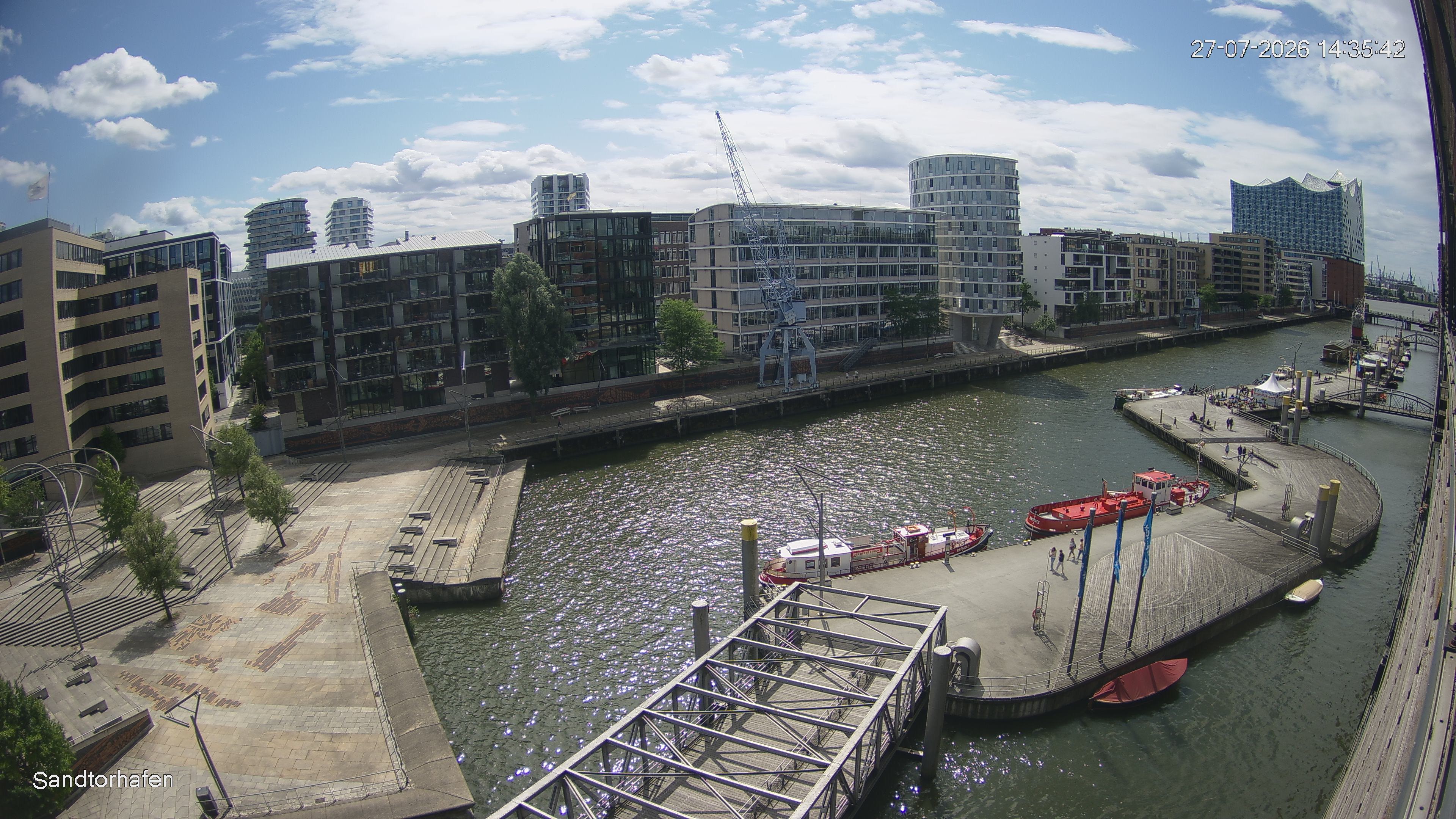 Archiv Foto Webcam Hamburg: HafenCity und Elbphilharmonie