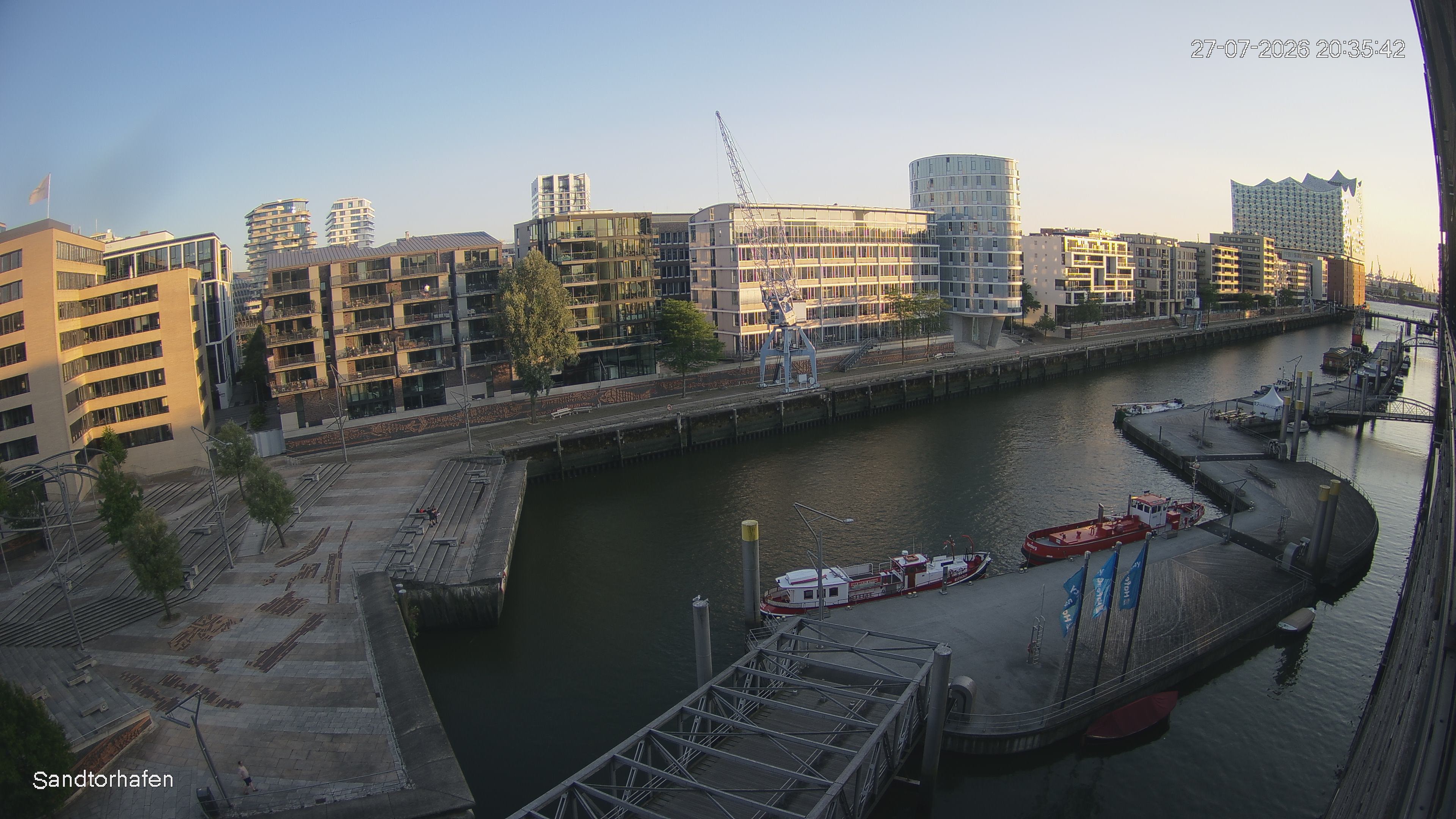 Archiv Foto Webcam Hamburg: HafenCity und Elbphilharmonie