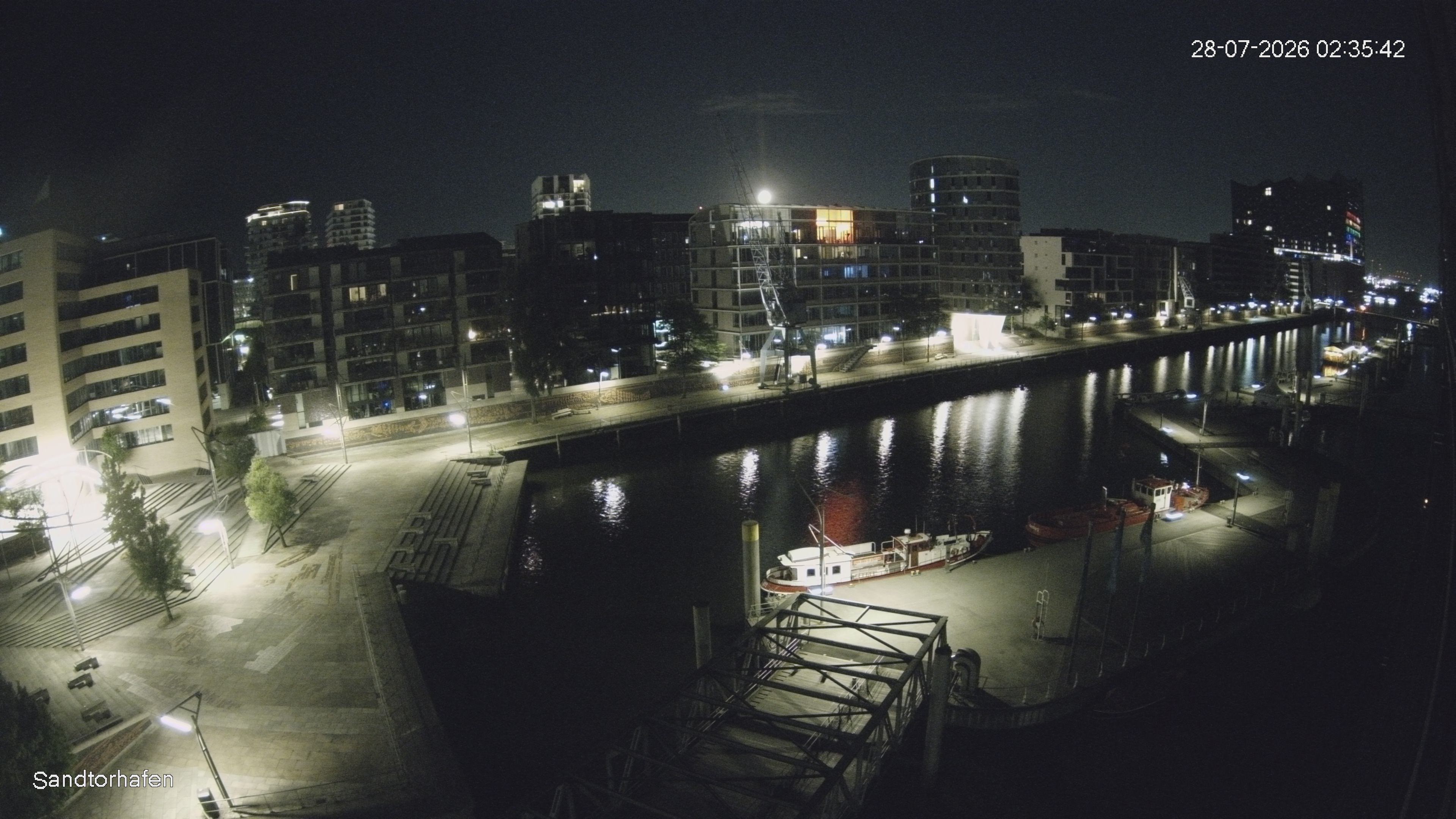 Archived image Webcam Harbour Hall Hamburg
