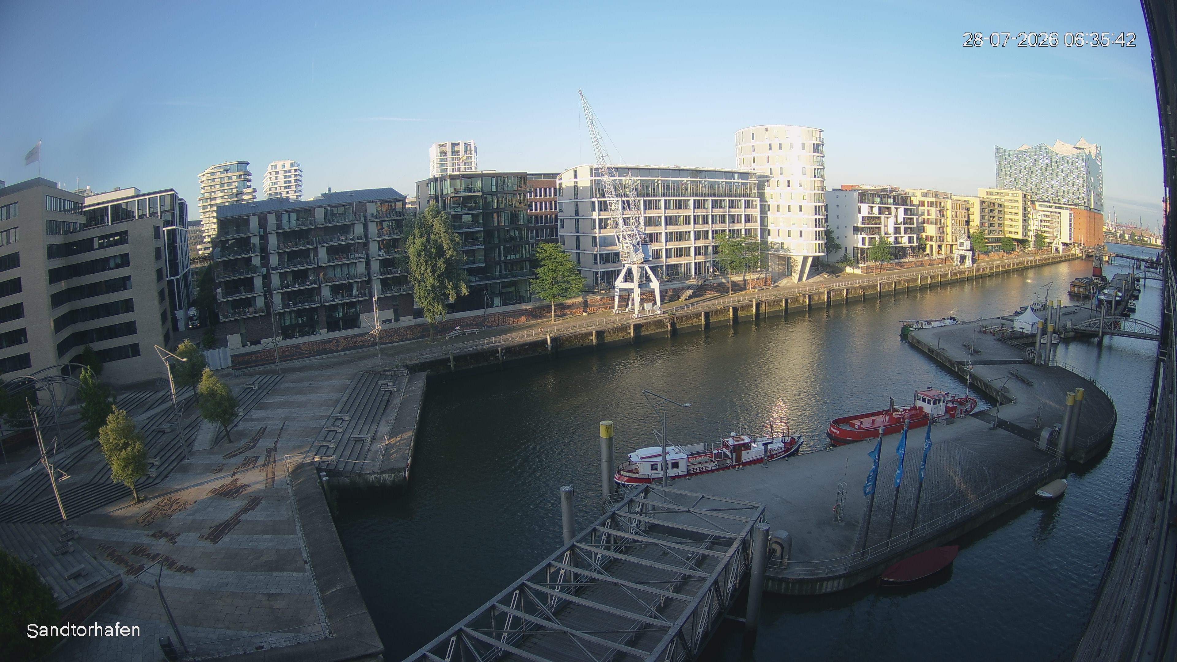 Archived image Webcam Harbour Hall Hamburg
