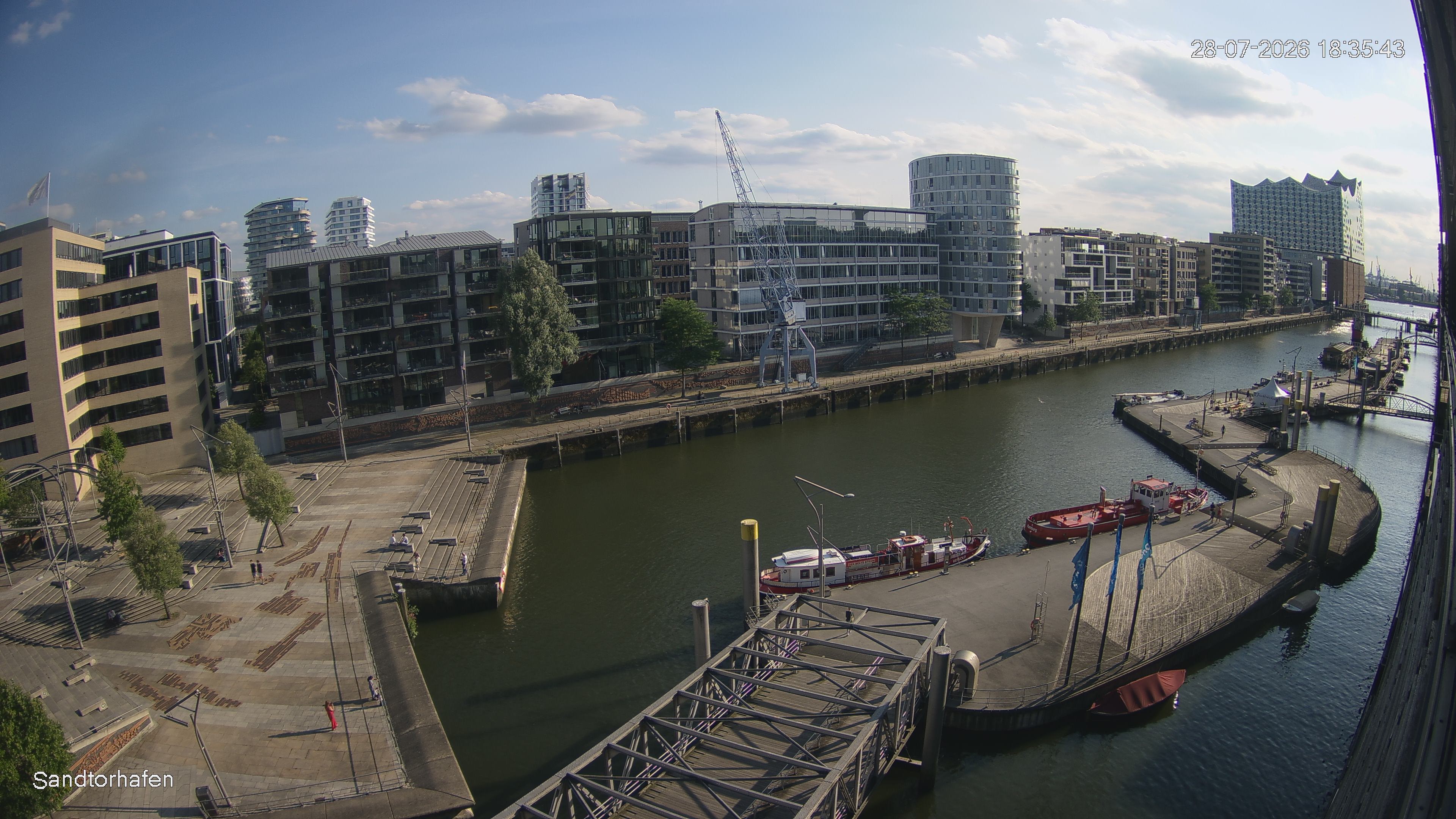 Archived image Webcam Harbour Hall Hamburg