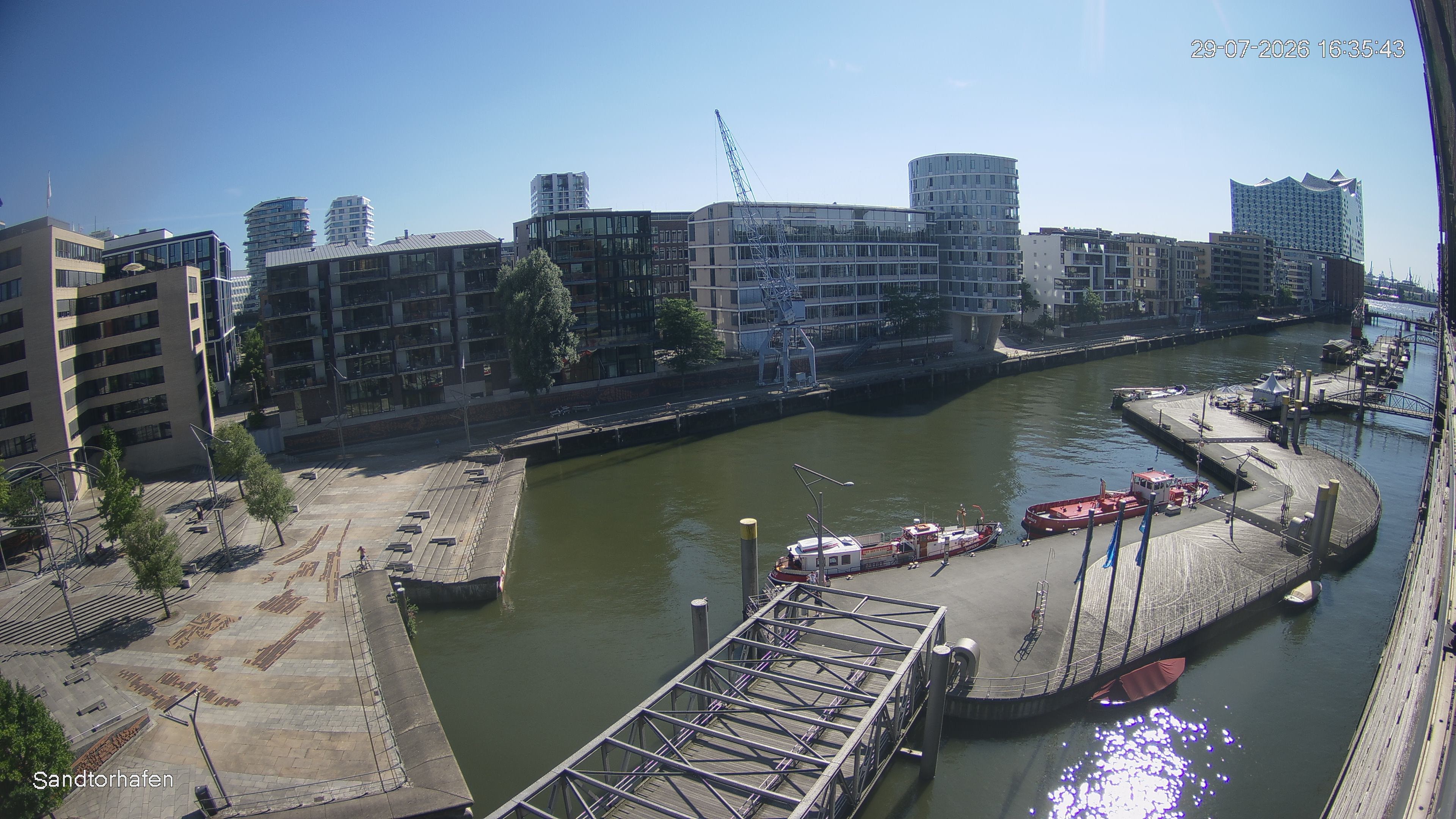 Archiv Foto Webcam Hamburg: HafenCity und Elbphilharmonie