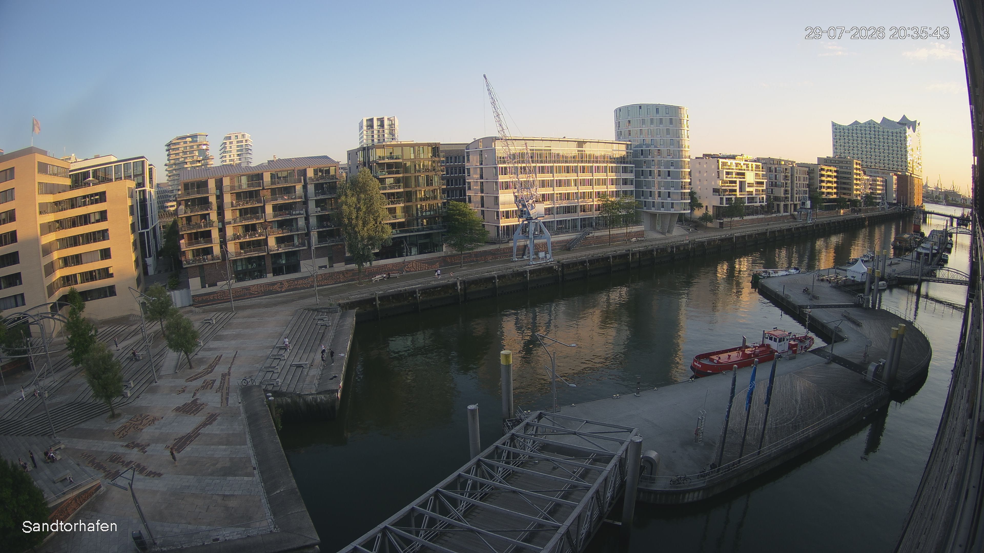 Archiv Foto Webcam Hamburg: HafenCity und Elbphilharmonie