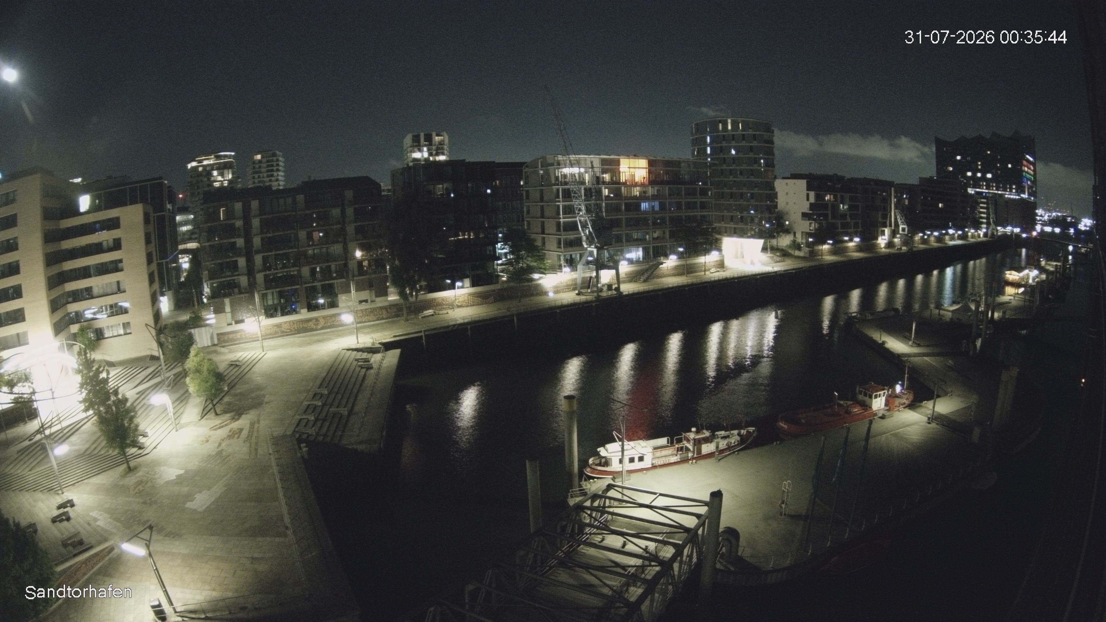 Archiv Foto Webcam Hamburg: HafenCity und Elbphilharmonie
