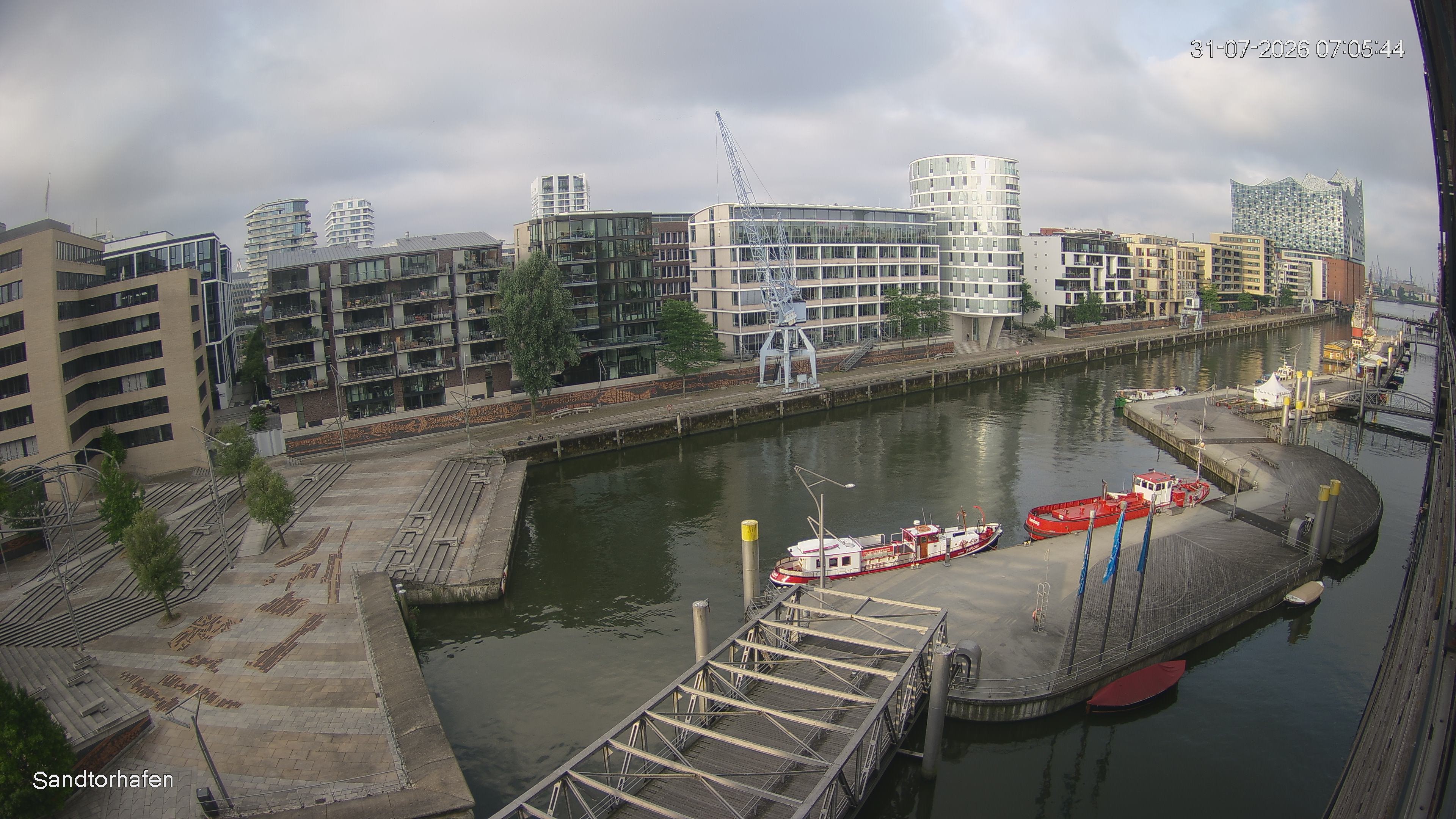 Archiv Foto Webcam Hamburg: HafenCity und Elbphilharmonie